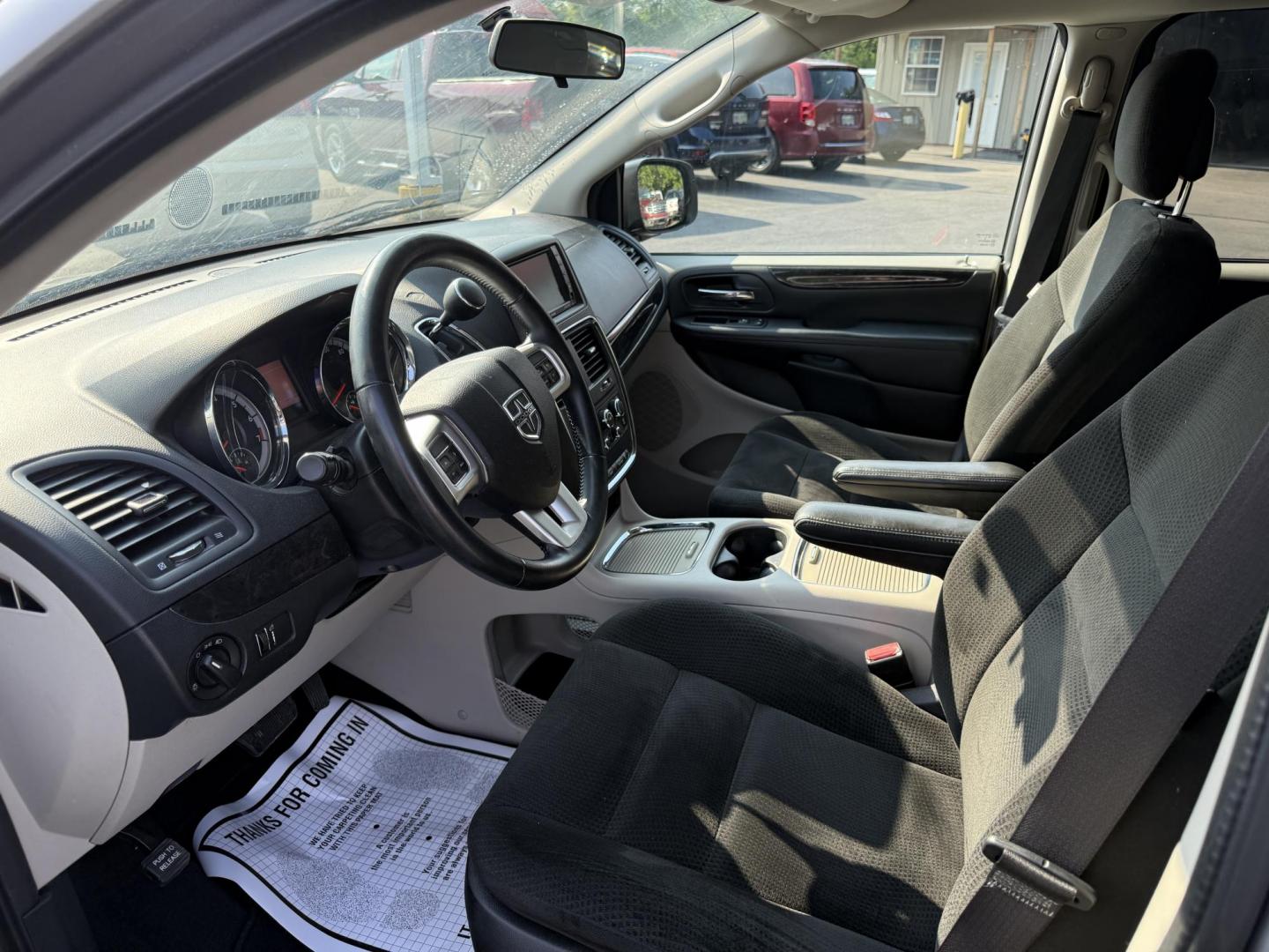 2016 Silver /Black Dodge Grand Caravan SXT (2C4RDGCG6GR) with an 3.6L V6 DOHC 24V FFV engine, 6A transmission, located at 547 E. Main St., Orwell, OH, 44076, (440) 437-5893, 41.535435, -80.847855 - Photo#15