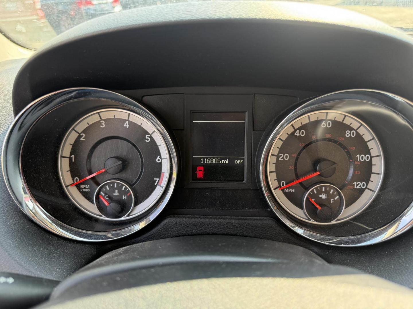 2016 Silver /Black Dodge Grand Caravan SXT (2C4RDGCG6GR) with an 3.6L V6 DOHC 24V FFV engine, 6A transmission, located at 547 E. Main St., Orwell, OH, 44076, (440) 437-5893, 41.535435, -80.847855 - Photo#21