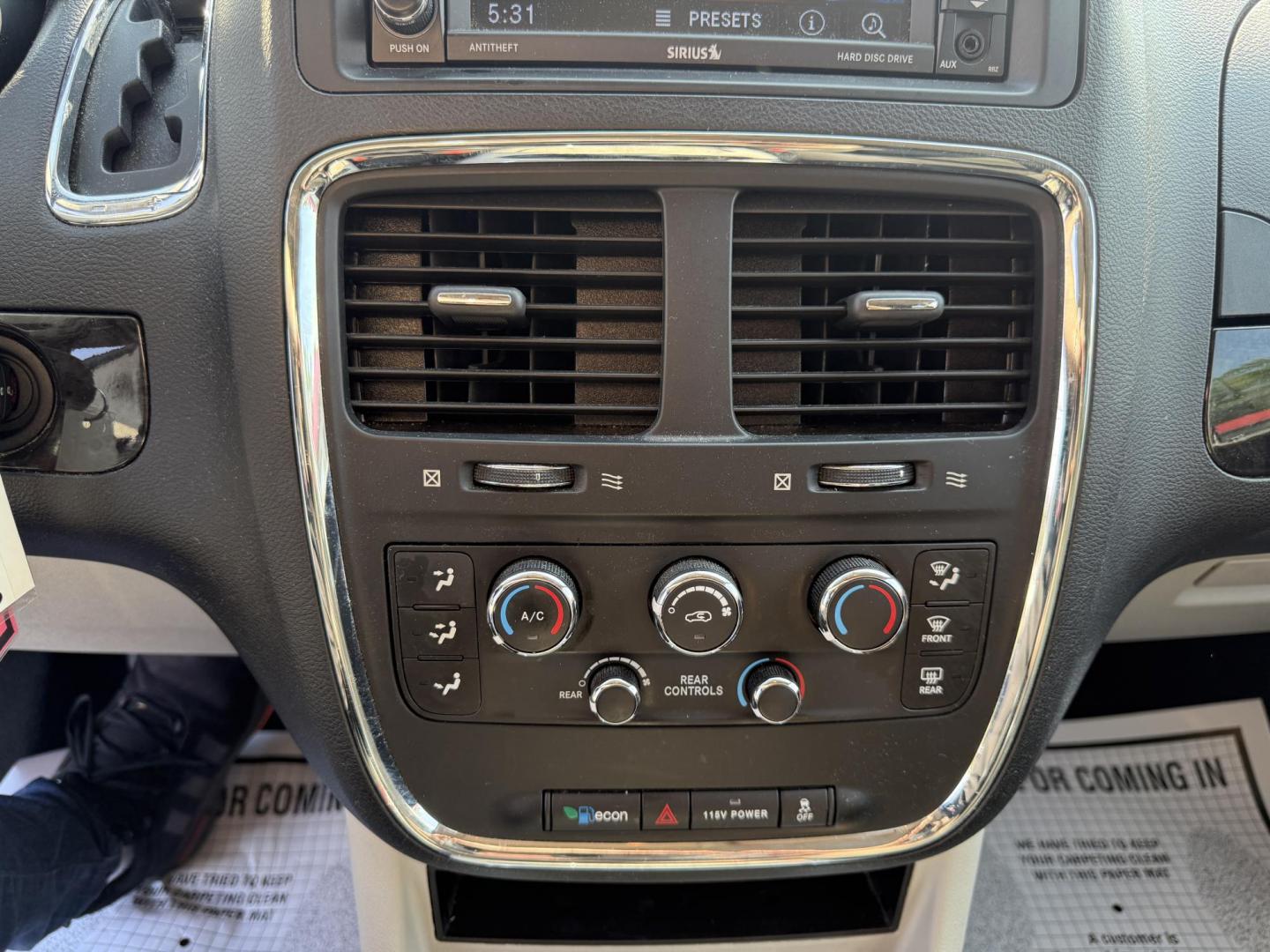 2016 Silver /Black Dodge Grand Caravan SXT (2C4RDGCG6GR) with an 3.6L V6 DOHC 24V FFV engine, 6A transmission, located at 547 E. Main St., Orwell, OH, 44076, (440) 437-5893, 41.535435, -80.847855 - Photo#26