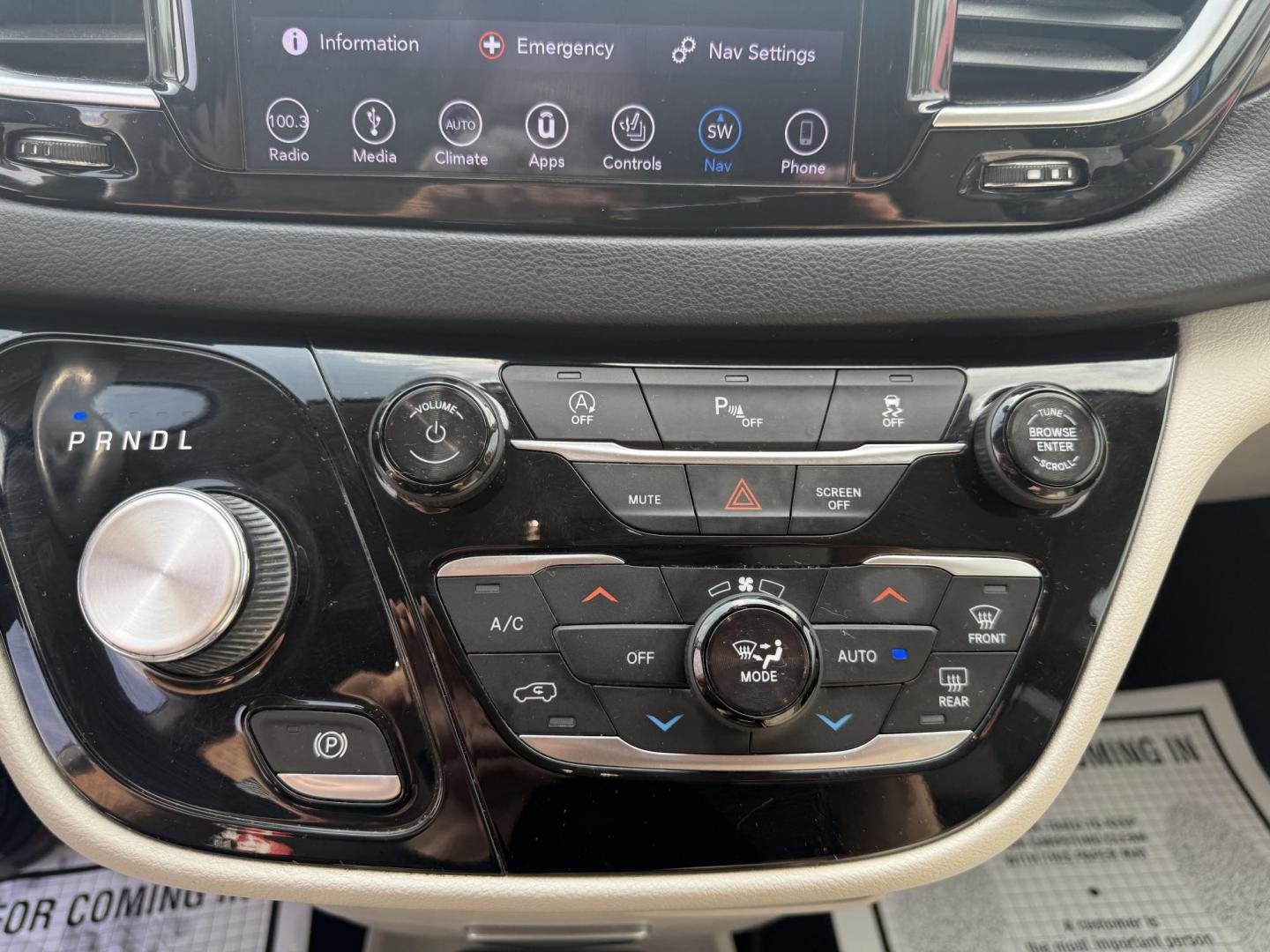 2018 Blue /Tan Chrysler Pacifica Touring-L Plus (2C4RC1EG9JR) with an 3.6L V6 DOHC 24V engine, 9A transmission, located at 547 E. Main St., Orwell, OH, 44076, (440) 437-5893, 41.535435, -80.847855 - Photo#33