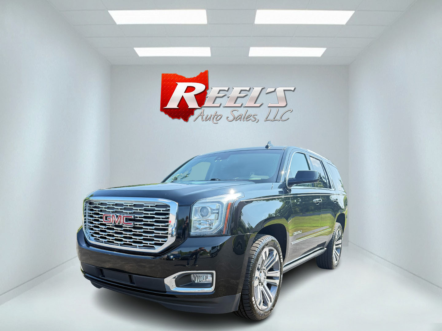 photo of 2018 GMC Yukon Denali 4WD