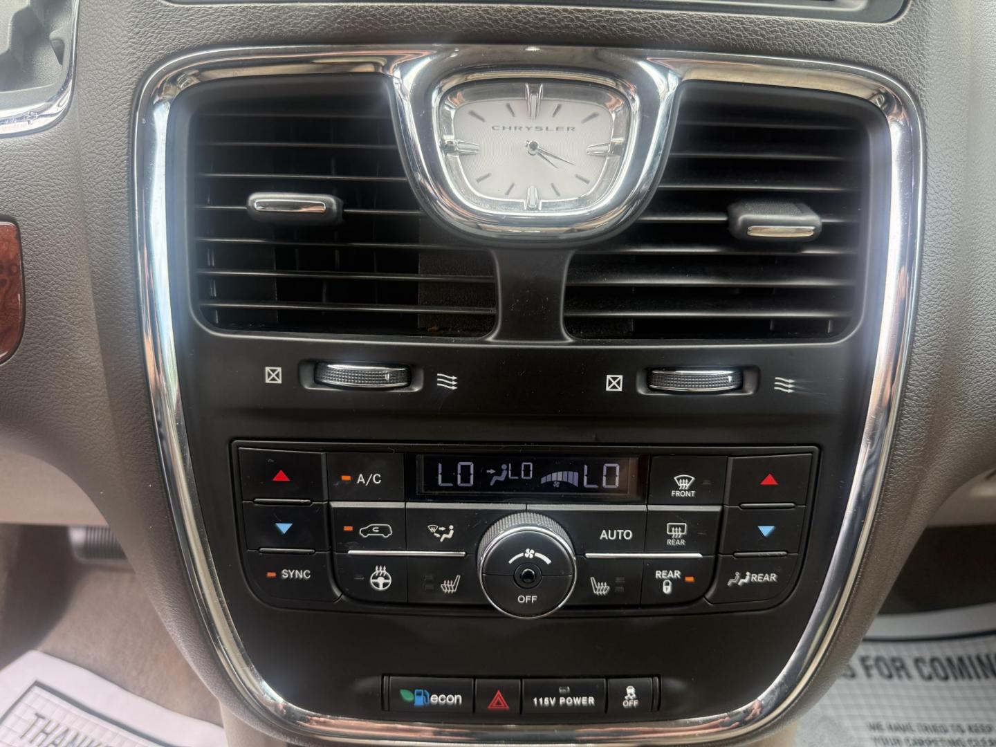 2015 Gray /Tan Chrysler Town & Country Touring-L (2C4RC1CG2FR) with an 3.6L V6 DOHC 24V engine, 6-Speed Automatic transmission, located at 11115 Chardon Rd. , Chardon, OH, 44024, (440) 214-9705, 41.580246, -81.241943 - This One Owner 2015 Chrysler Town & Country Touring-L is a well-appointed minivan featuring a 3.6L Pentastar V6 engine and 6-speed automatic transmission, with leather interior, power front seats, tri-zone automatic climate control, heated front and second-row captain’s seats, and Stow ’n Go sea - Photo#24
