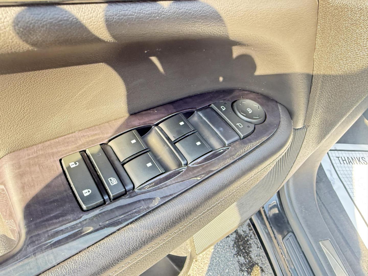 2017 Black /Black Buick Enclave Leather AWD (5GAKVBKD8HJ) with an 3.6L V6 DOHC 24V engine, 6A transmission, located at 547 E. Main St., Orwell, OH, 44076, (440) 437-5893, 41.535435, -80.847855 - This 2017 Buick Enclave Leather AWD is a well-equipped midsize SUV featuring a 3.6L V6 engine and 6-speed automatic transmission. It offers comfort and convenience with leather interior, power and heated front seats, tri-zone automatic climate control, and 2nd-row captain’s chairs. Technology high - Photo#17