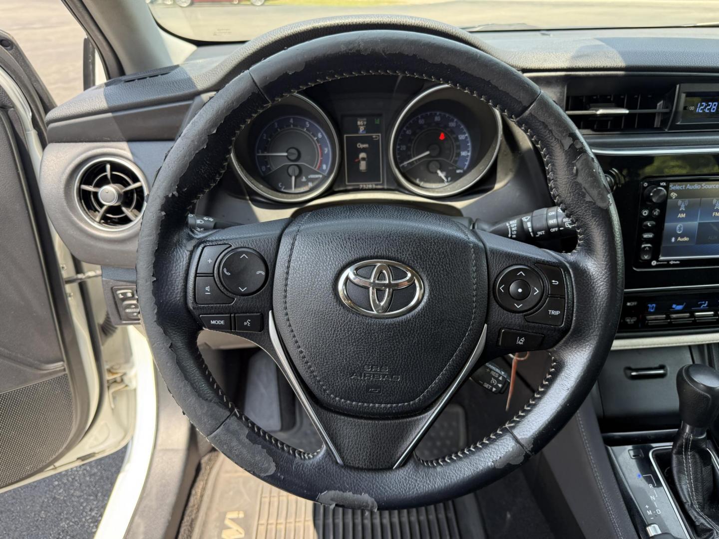 2018 White /Black Toyota Corolla iM CVT (JTNKARJE7JJ) with an 1.8L I4 DOHC 16V engine, Automatic transmission, located at 547 E. Main St., Orwell, OH, 44076, (440) 437-5893, 41.535435, -80.847855 - This 2018 Toyota Corolla iM offers a versatile and well-equipped compact hatchback experience, featuring a 1.8-liter I4 engine that delivers around 36 MPG on the highway, making it economical for daily driving. It is equipped with modern LED daytime running lights and headlights for enhanced visibil - Photo#14