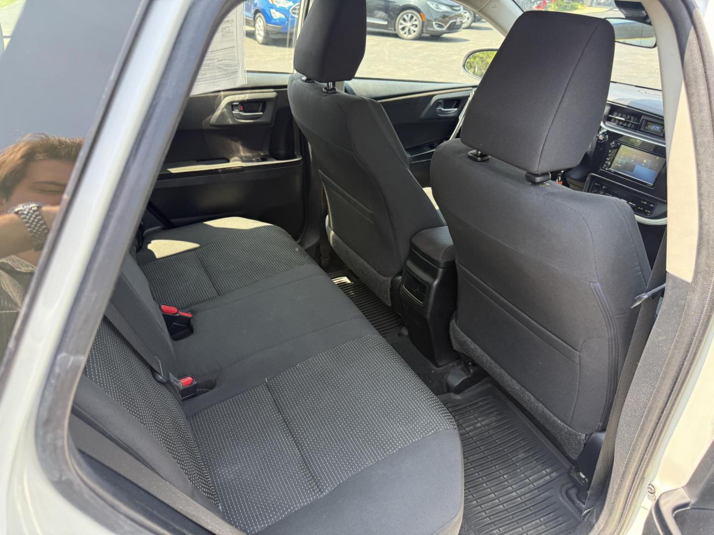 2018 White /Black Toyota Corolla iM CVT (JTNKARJE7JJ) with an 1.8L I4 DOHC 16V engine, Automatic transmission, located at 547 E. Main St., Orwell, OH, 44076, (440) 437-5893, 41.535435, -80.847855 - This 2018 Toyota Corolla iM offers a versatile and well-equipped compact hatchback experience, featuring a 1.8-liter I4 engine that delivers around 36 MPG on the highway, making it economical for daily driving. It is equipped with modern LED daytime running lights and headlights for enhanced visibil - Photo#23