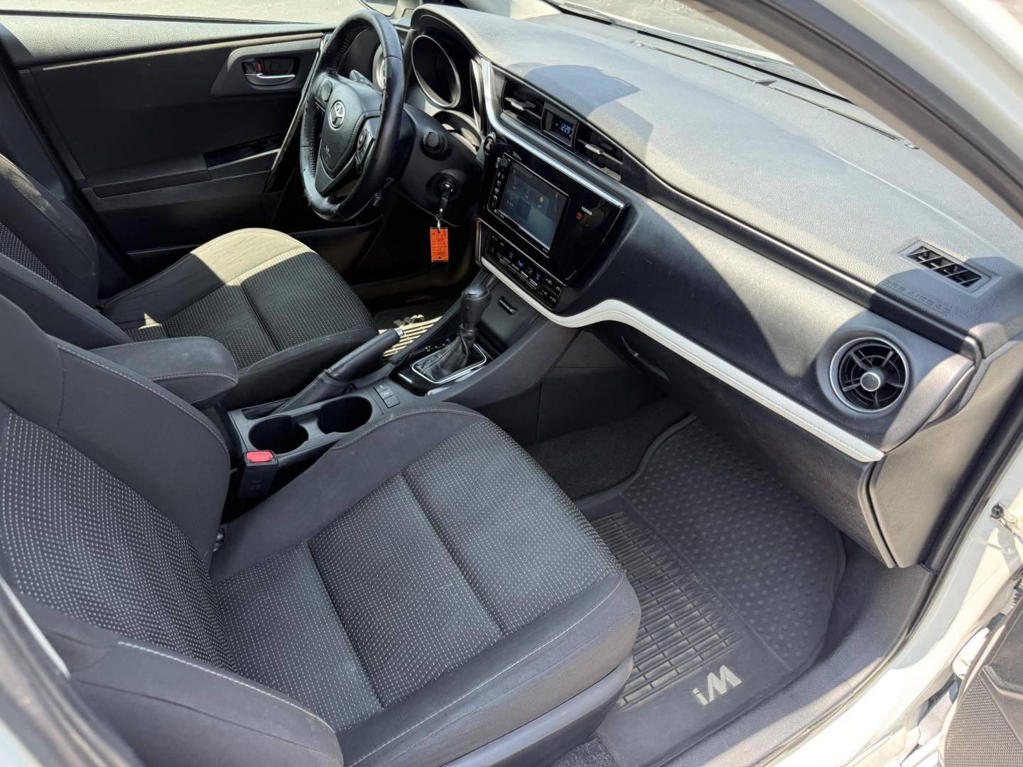 2018 White /Black Toyota Corolla iM CVT (JTNKARJE7JJ) with an 1.8L I4 DOHC 16V engine, Automatic transmission, located at 547 E. Main St., Orwell, OH, 44076, (440) 437-5893, 41.535435, -80.847855 - This 2018 Toyota Corolla iM offers a versatile and well-equipped compact hatchback experience, featuring a 1.8-liter I4 engine that delivers around 36 MPG on the highway, making it economical for daily driving. It is equipped with modern LED daytime running lights and headlights for enhanced visibil - Photo#25