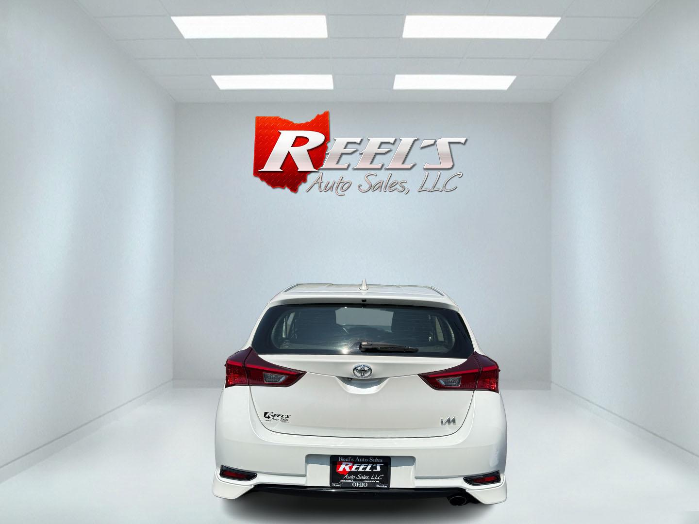 2018 White /Black Toyota Corolla iM CVT (JTNKARJE7JJ) with an 1.8L I4 DOHC 16V engine, Automatic transmission, located at 547 E. Main St., Orwell, OH, 44076, (440) 437-5893, 41.535435, -80.847855 - This 2018 Toyota Corolla iM offers a versatile and well-equipped compact hatchback experience, featuring a 1.8-liter I4 engine that delivers around 36 MPG on the highway, making it economical for daily driving. It is equipped with modern LED daytime running lights and headlights for enhanced visibil - Photo#30