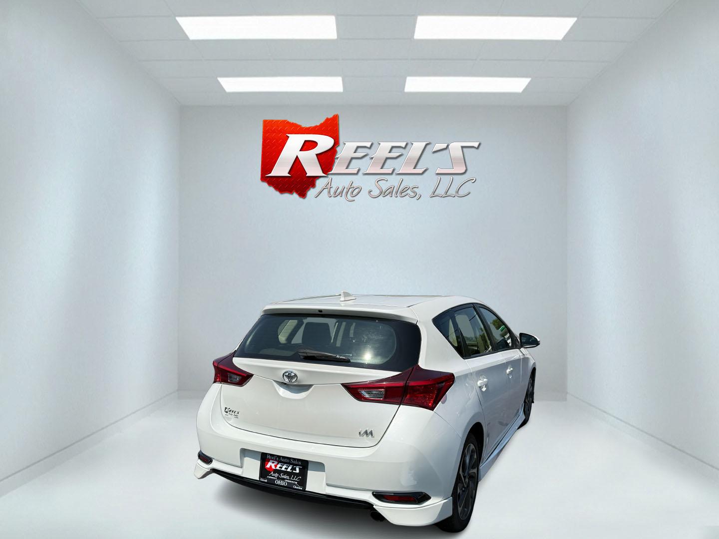 2018 White /Black Toyota Corolla iM CVT (JTNKARJE7JJ) with an 1.8L I4 DOHC 16V engine, Automatic transmission, located at 547 E. Main St., Orwell, OH, 44076, (440) 437-5893, 41.535435, -80.847855 - This 2018 Toyota Corolla iM offers a versatile and well-equipped compact hatchback experience, featuring a 1.8-liter I4 engine that delivers around 36 MPG on the highway, making it economical for daily driving. It is equipped with modern LED daytime running lights and headlights for enhanced visibil - Photo#29