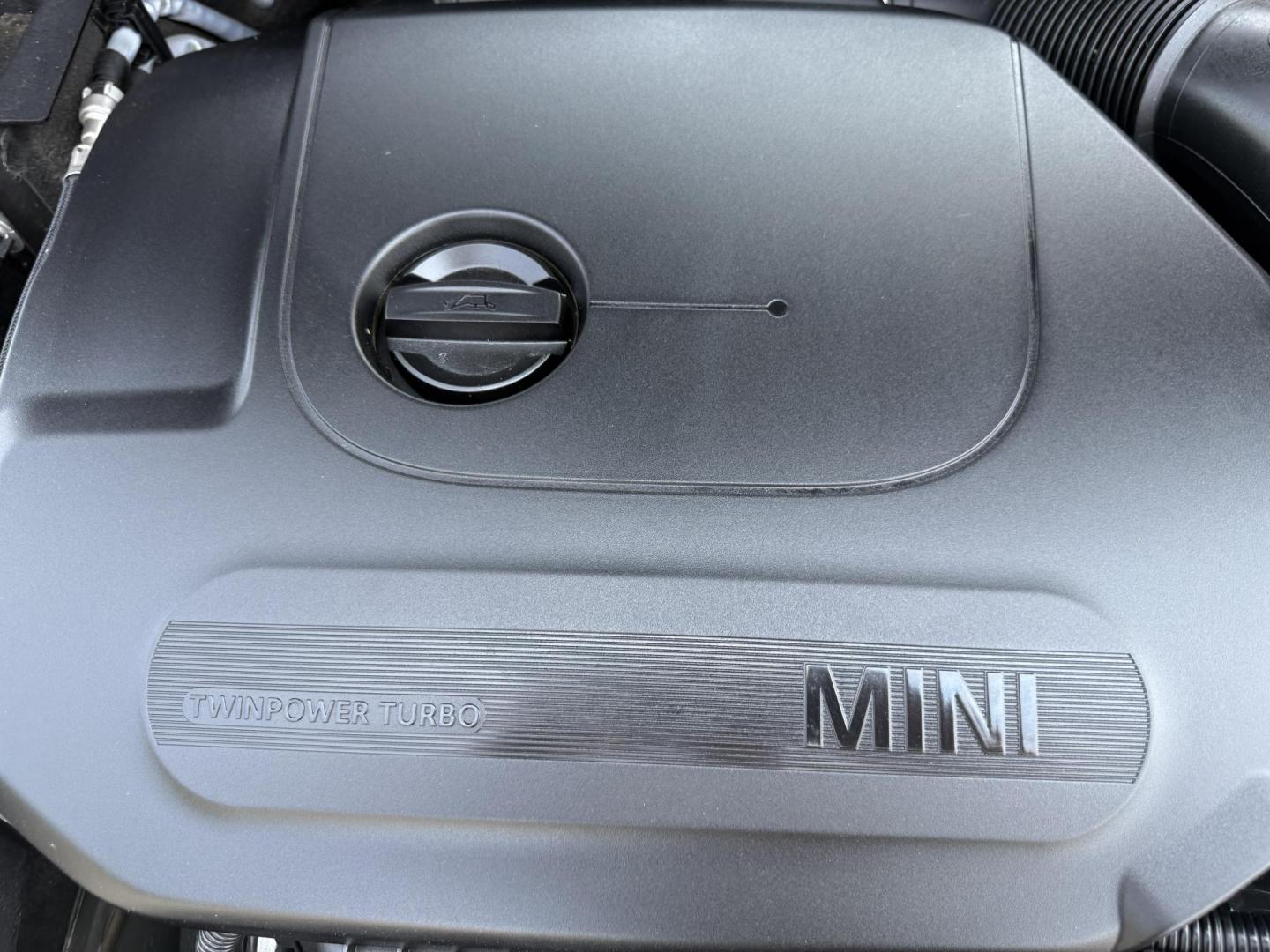 2022 Black /Black Mini Hardtop Cooper 4 Door (WMW33DK02N2) with an 1.5L I3 DOHC 12V TURBO engine, 6 Speed Manual transmission, located at 11115 Chardon Rd. , Chardon, OH, 44024, (440) 214-9705, 41.580246, -81.241943 - This One Owner 2022 Mini Cooper Hardtop 4 Door with a 1.5-liter turbocharged I3 engine and 6-speed manual transmission offers a fun, sporty driving experience combined with practical features like full LED exterior lighting, Apple CarPlay, Android Auto, and a backup camera. It delivers impressive fu - Photo#6