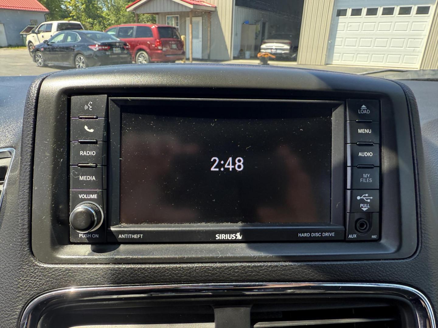 2018 Silver /Black Dodge Grand Caravan SE Black Top (2C4RDGBG1JR) with an 3.6L V6 DOHC 24V FFV engine, 6A transmission, located at 547 E. Main St., Orwell, OH, 44076, (440) 437-5893, 41.535435, -80.847855 - This One Owner 2018 Dodge Grand Caravan SE is a versatile minivan featuring a robust 3.6L Pentastar V6 engine with a 6-speed automatic transmission and flex fuel capability, offering both power and efficiency. The Blacktop Package adds sporty styling elements, while the single 9.0" rear entertainmen - Photo#23