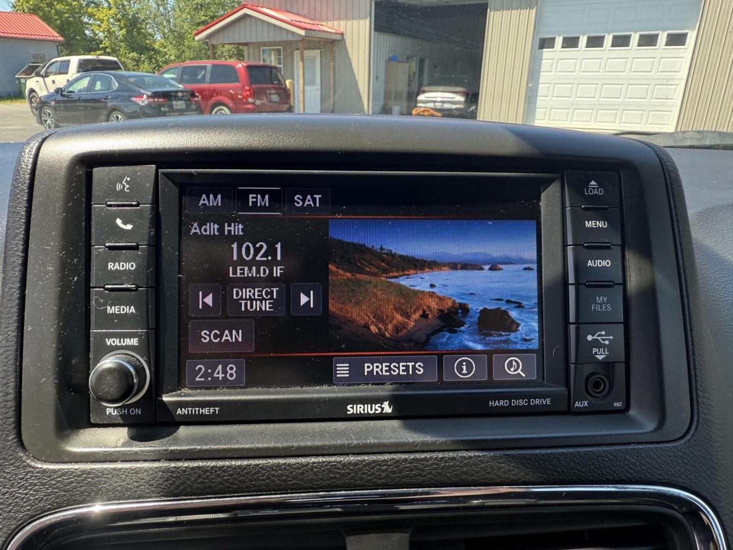 2018 Silver /Black Dodge Grand Caravan SE Black Top (2C4RDGBG1JR) with an 3.6L V6 DOHC 24V FFV engine, 6A transmission, located at 547 E. Main St., Orwell, OH, 44076, (440) 437-5893, 41.535435, -80.847855 - This One Owner 2018 Dodge Grand Caravan SE is a versatile minivan featuring a robust 3.6L Pentastar V6 engine with a 6-speed automatic transmission and flex fuel capability, offering both power and efficiency. The Blacktop Package adds sporty styling elements, while the single 9.0" rear entertainmen - Photo#24