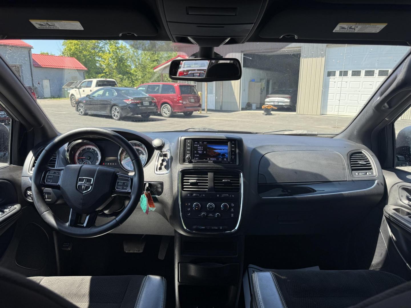 2018 Silver /Black Dodge Grand Caravan SE Black Top (2C4RDGBG1JR) with an 3.6L V6 DOHC 24V FFV engine, 6A transmission, located at 547 E. Main St., Orwell, OH, 44076, (440) 437-5893, 41.535435, -80.847855 - This One Owner 2018 Dodge Grand Caravan SE is a versatile minivan featuring a robust 3.6L Pentastar V6 engine with a 6-speed automatic transmission and flex fuel capability, offering both power and efficiency. The Blacktop Package adds sporty styling elements, while the single 9.0" rear entertainmen - Photo#30