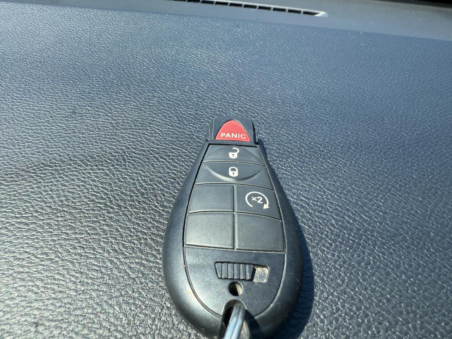 2018 Silver /Black Dodge Grand Caravan SE Black Top (2C4RDGBG1JR) with an 3.6L V6 DOHC 24V FFV engine, 6A transmission, located at 547 E. Main St., Orwell, OH, 44076, (440) 437-5893, 41.535435, -80.847855 - This One Owner 2018 Dodge Grand Caravan SE is a versatile minivan featuring a robust 3.6L Pentastar V6 engine with a 6-speed automatic transmission and flex fuel capability, offering both power and efficiency. The Blacktop Package adds sporty styling elements, while the single 9.0" rear entertainmen - Photo#37