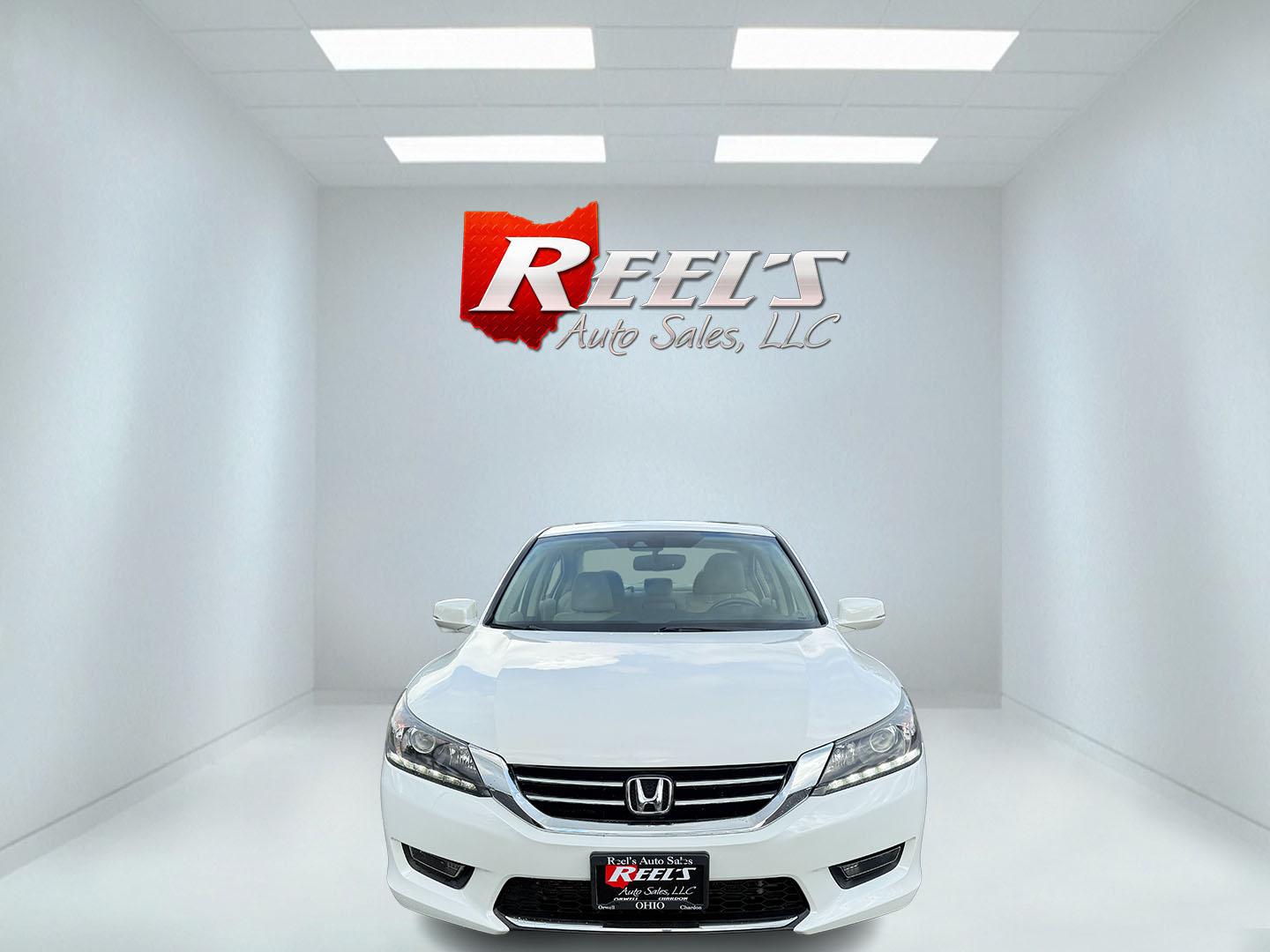 2014 White /Tan Honda Accord EX-L V6 Sedan AT (1HGCR3F8XEA) with an 3.5L V6 SOHC 24V engine, 6-Speed Automatic transmission, located at 547 E. Main St., Orwell, OH, 44076, (440) 437-5893, 41.535435, -80.847855 - This 2014 Honda Accord EX-L is a well-appointed midsize sedan powered by a 3.5-liter V6 engine paired with a 6-speed automatic transmission, achieving a quick 0-60 mph time of 5.6 seconds. It features a luxurious leather interior, dual-zone automatic climate control, and a premium 360-watt audio s - Photo#1