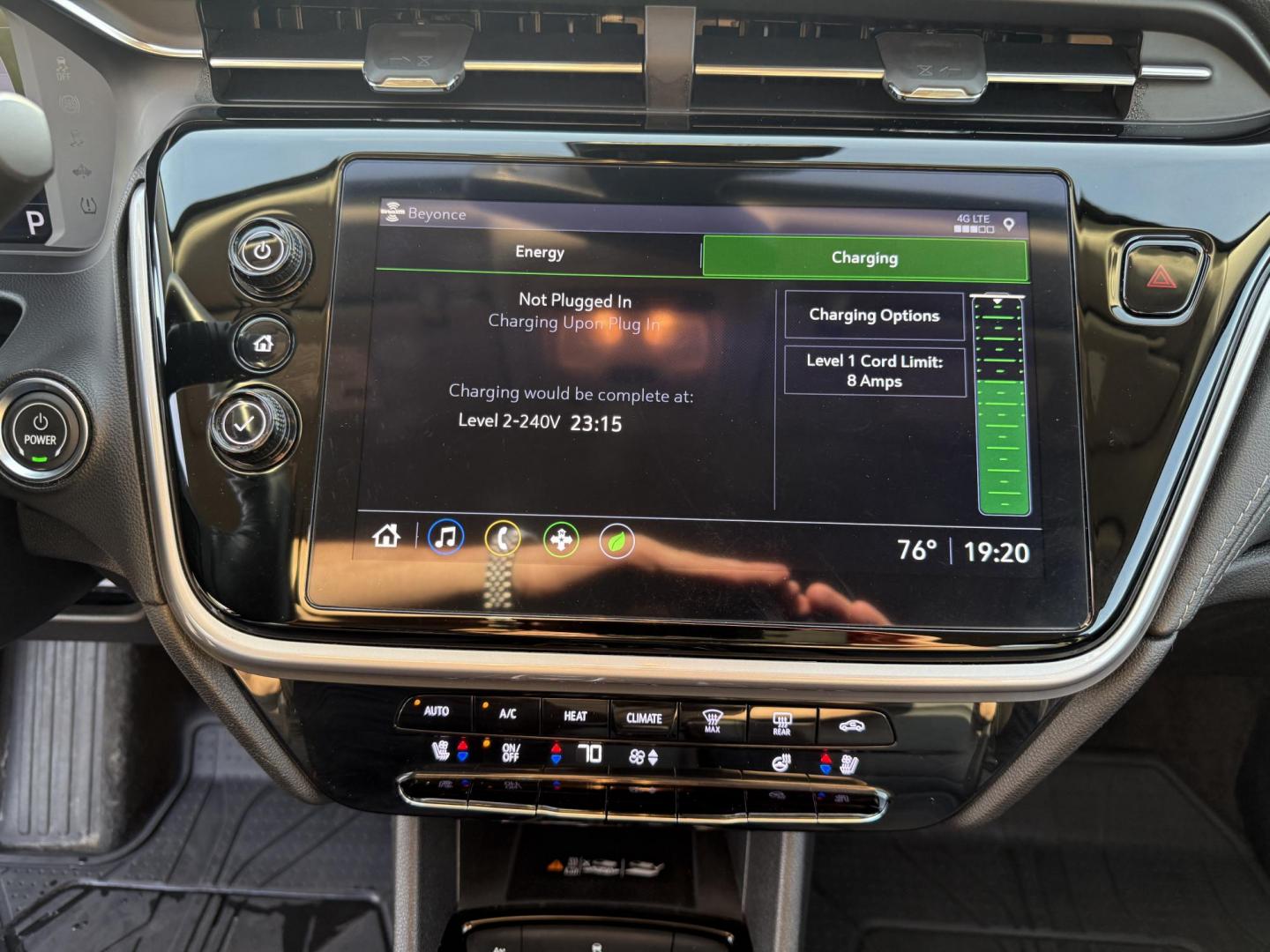 2022 Black /Blue Chevrolet Bolt EV 1LT (1G1FY6S00N4) with an ELECTRIC engine, 1A transmission, located at 11115 Chardon Rd. , Chardon, OH, 44024, (440) 214-9705, 41.580246, -81.241943 - This One Owner 2022 Chevrolet Bolt EV offers impressive features including a combined fuel efficiency of 115 MPGe, a luxurious leather interior with heated and cooled front seats, full LED exterior lighting, and advanced safety and convenience technologies such as lane keep assist, blind spot monito - Photo#23