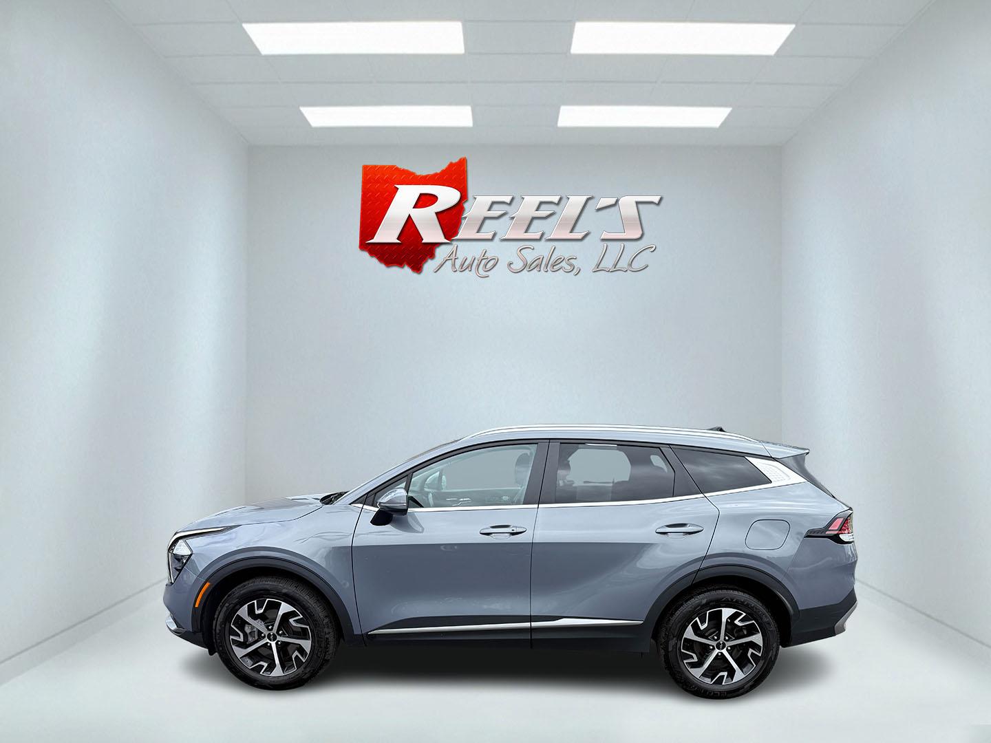 2023 Silver /Black Kia Sportage EX AWD (5XYK3CAF7PG) with an 2.5L I4 DOHC 16V engine, 8-Speed Automatic transmission, located at 547 E. Main St., Orwell, OH, 44076, (440) 437-5893, 41.535435, -80.847855 - Photo#12
