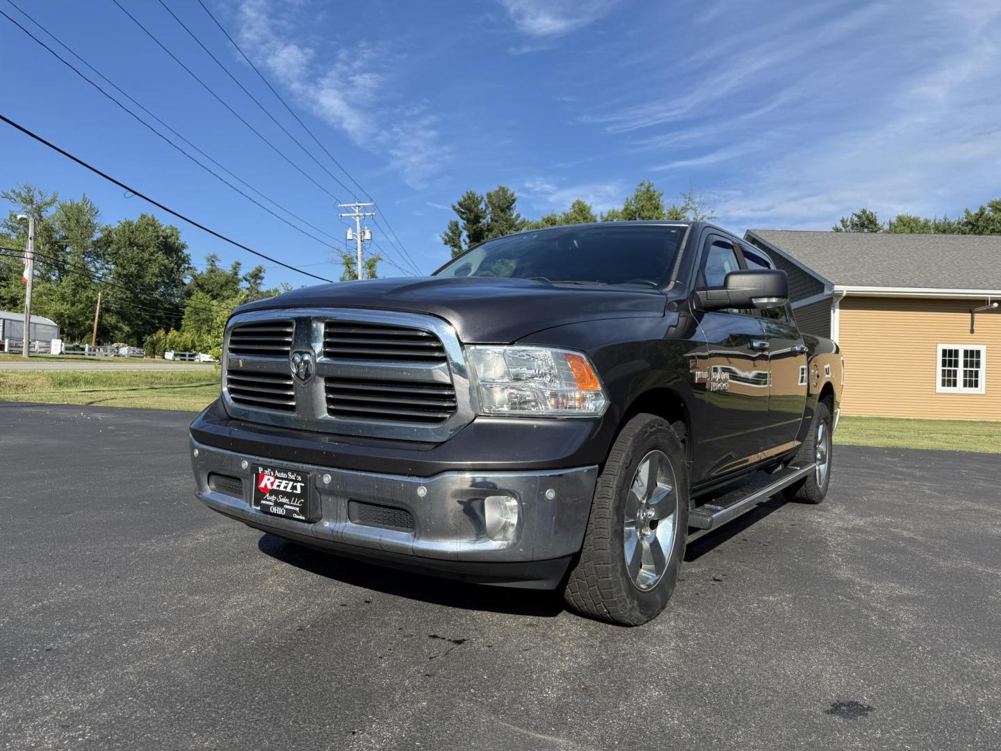 2016 Gray /Gray RAM 1500 Big Horn Crew Cab SWB 4WD (1C6RR7LT2GS) with an 5.7L V8 OHV 16V engine, 8-Speed Automatic transmission, located at 11115 Chardon Rd. , Chardon, OH, 44024, (440) 214-9705, 41.580246, -81.241943 - This One Owner 2016 Ram 1500 Big Horn Crew Cab 5.7 HEMI V8 combines powerful performance with advanced features, featuring an 8-speed automatic transmission, a formidable 8,010-pound towing capacity, and a 5.7-liter HEMI V8 engine. It offers modern technology including an 8.4-inch touchscreen infota - Photo#0
