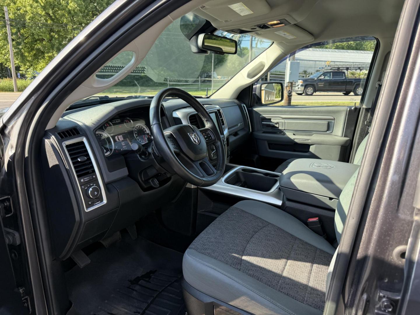 2016 Gray /Gray RAM 1500 Big Horn Crew Cab SWB 4WD (1C6RR7LT2GS) with an 5.7L V8 OHV 16V engine, 8-Speed Automatic transmission, located at 11115 Chardon Rd. , Chardon, OH, 44024, (440) 214-9705, 41.580246, -81.241943 - This One Owner 2016 Ram 1500 Big Horn Crew Cab 5.7 HEMI V8 combines powerful performance with advanced features, featuring an 8-speed automatic transmission, a formidable 8,010-pound towing capacity, and a 5.7-liter HEMI V8 engine. It offers modern technology including an 8.4-inch touchscreen infota - Photo#17