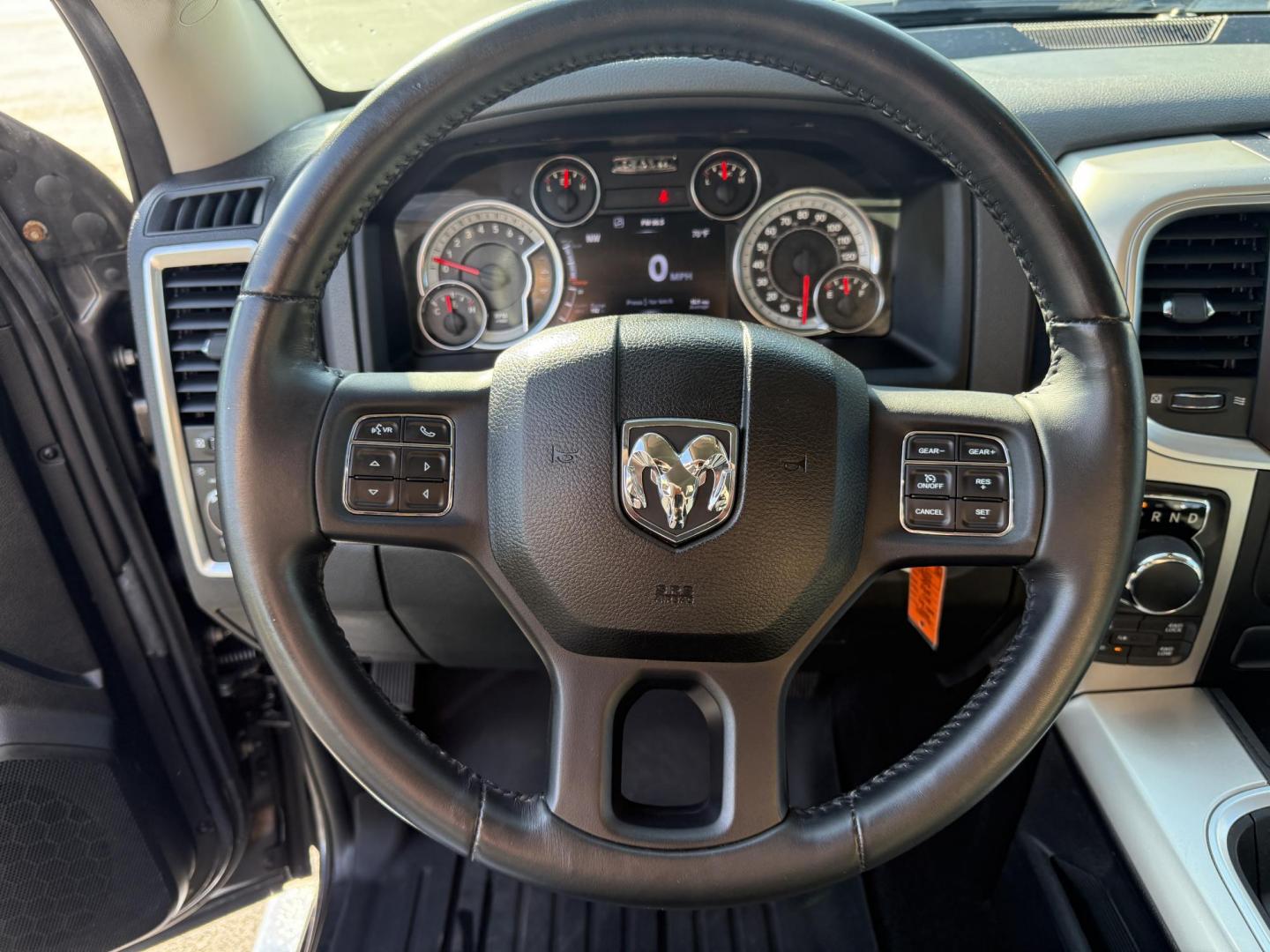 2016 Gray /Gray RAM 1500 Big Horn Crew Cab SWB 4WD (1C6RR7LT2GS) with an 5.7L V8 OHV 16V engine, 8-Speed Automatic transmission, located at 11115 Chardon Rd. , Chardon, OH, 44024, (440) 214-9705, 41.580246, -81.241943 - This One Owner 2016 Ram 1500 Big Horn Crew Cab 5.7 HEMI V8 combines powerful performance with advanced features, featuring an 8-speed automatic transmission, a formidable 8,010-pound towing capacity, and a 5.7-liter HEMI V8 engine. It offers modern technology including an 8.4-inch touchscreen infota - Photo#24
