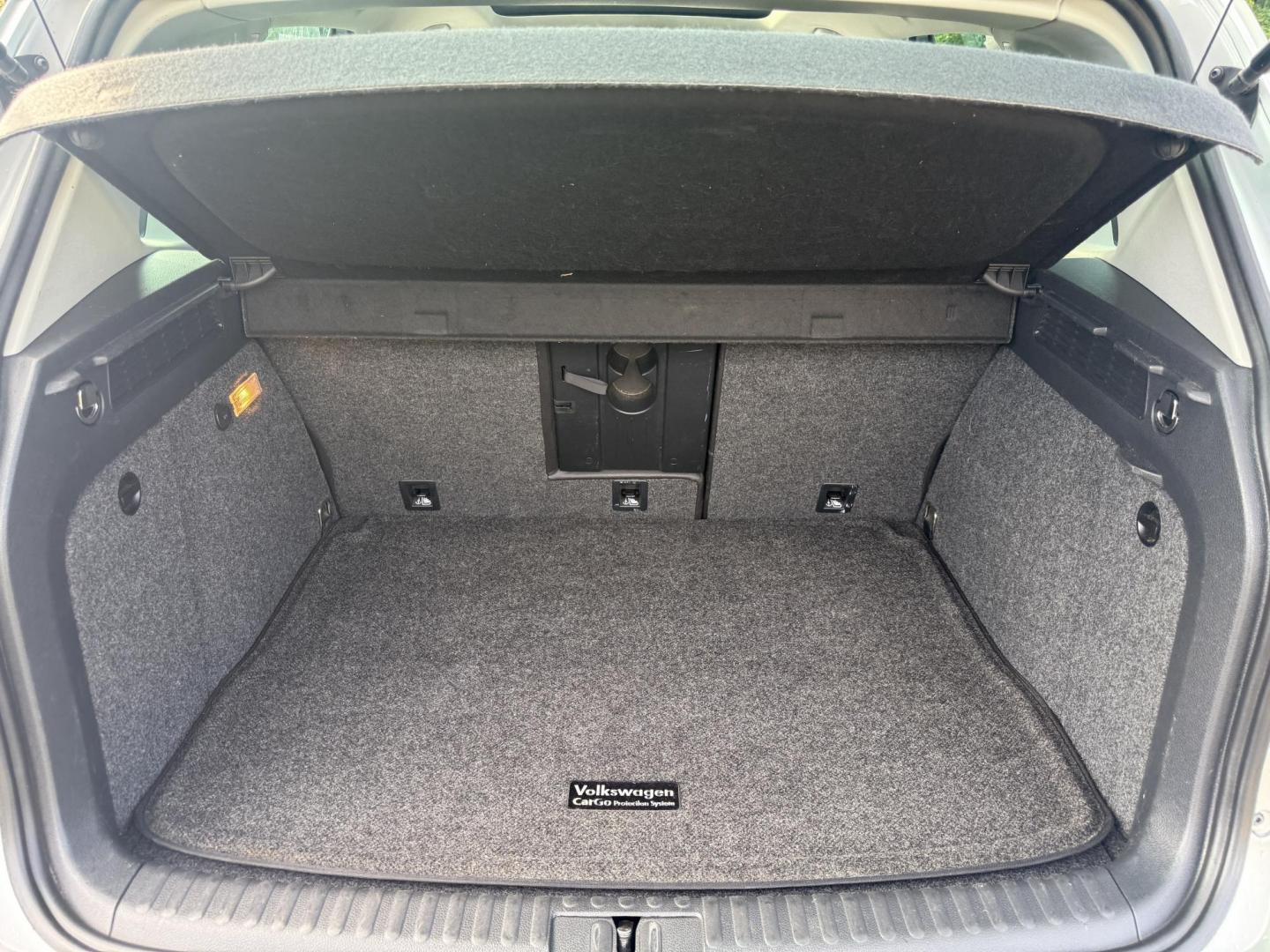 2016 Silver /Black Volkswagen Tiguan SE 4Motion (WVGBV7AX5GW) with an 2.0L I4 DOHC 16V TURBO engine, 6-Speed Automatic transmission, located at 11115 Chardon Rd. , Chardon, OH, 44024, (440) 214-9705, 41.580246, -81.241943 - This 2016 Volkswagen Tiguan SE 4Motion is a versatile compact SUV powered by a 2.0-liter turbocharged I4 engine paired with a 6-speed automatic transmission, offering confident all-wheel-drive capability with 4Motion. It features a refined leather interior, heated front seats, and power-adjustable f - Photo#36