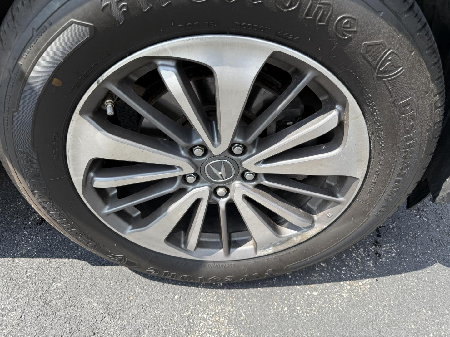 2016 Black /Black Acura RDX 6-Spd AT AWD w/Advance Package (5J8TB4H70GL) with an 3.5L V6 SOHC 24V engine, 6-Speed Automatic transmission, located at 547 E. Main St., Orwell, OH, 44076, (440) 437-5893, 41.535435, -80.847855 - This One Owner 2016 Acura RDX with the Advance Package AWD combines luxury, performance, and advanced technology, powered by a 3.5-liter V6 engine paired with a 6-speed automatic transmission, achieving 0-60 mph in approximately 6.2 seconds. It features a premium leather interior, dual-zone automati - Photo#4