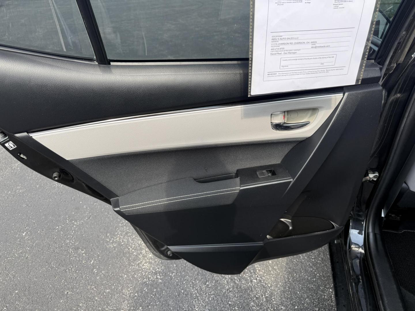 2017 Black /Gray Toyota Corolla LE CVT (2T1BURHE5HC) with an 1.8L I4 DOHC 16V engine, Automatic transmission, located at 11115 Chardon Rd. , Chardon, OH, 44024, (440) 214-9705, 41.580246, -81.241943 - This 2017 Toyota Corolla LE offers a reliable and efficient drive with its 1.8L I4 engine, achieving up to 36 MPG on the highway. Key features include advanced safety tech like lane departure warning, forward collision warning, and adaptive cruise control, as well as eight standard airbags and a bac - Photo#26