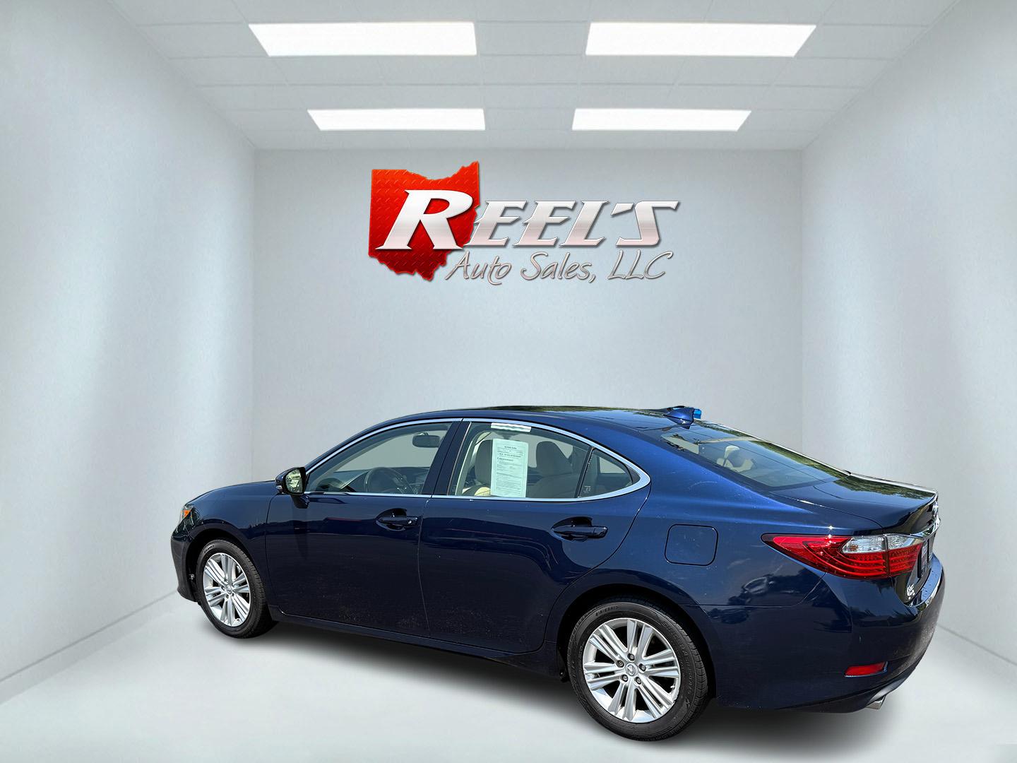 2015 Blue /Tan Lexus ES 350 Sedan (JTHBK1GG3F2) with an 3.5L V6 DOHC 24V engine, 6-Speed Automatic transmission, located at 11115 Chardon Rd. , Chardon, OH, 44024, (440) 214-9705, 41.580246, -81.241943 - This 2015 Lexus ES 350 is a luxurious midsize sedan powered by a smooth 3.5L V6 engine mated to a 6-speed automatic transmission, offering up to 31 MPG on the highway. Its upscale interior features leather upholstery, heated and cooled front seats, three driver memory settings, an 8.0" center screen - Photo#10