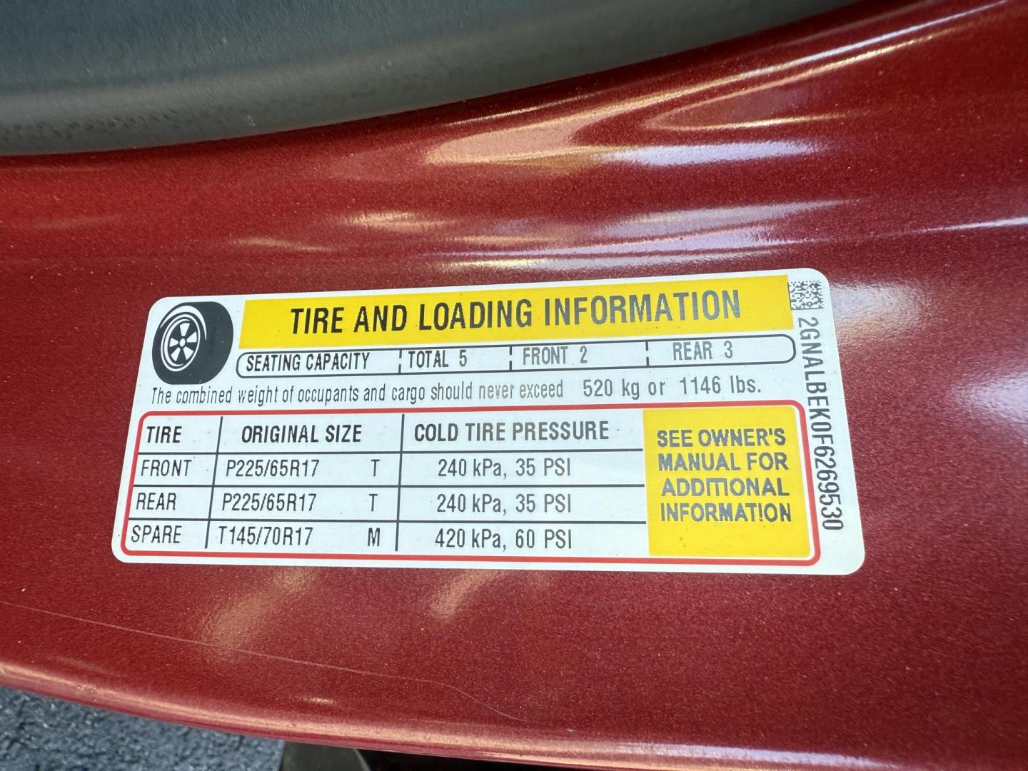 2015 Red /White Chevrolet Equinox 1LT 2WD (2GNALBEK0F6) with an 2.4L I4 DOHC 16V FFV engine, 6-Speed Automatic transmission, located at 11115 Chardon Rd. , Chardon, OH, 44024, (440) 214-9705, 41.580246, -81.241943 - FRESH TRADE ALERT ---- This 2015 Chevrolet Equinox LT 2WD with a 2.4L I4 EcoTec engine and 6-speed automatic transmission offers a solid blend of practicality and comfort, featuring a power driver's seat, daytime running lights, dusk-sensing headlights, remote start, a 7.0-inch touchscreen, and a ba - Photo#19