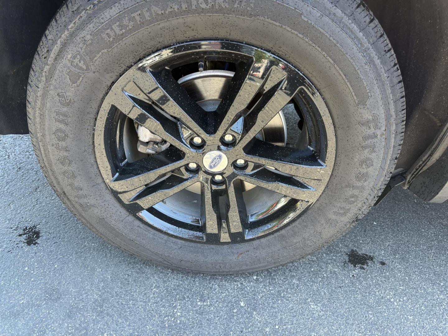 2022 Red /Black Ford Explorer XLT AWD (1FMSK8DHXNG) with an 2.3L I4 DOHC 16V engine, 10A transmission, located at 547 E. Main St., Orwell, OH, 44076, (440) 437-5893, 41.535435, -80.847855 - Photo#6