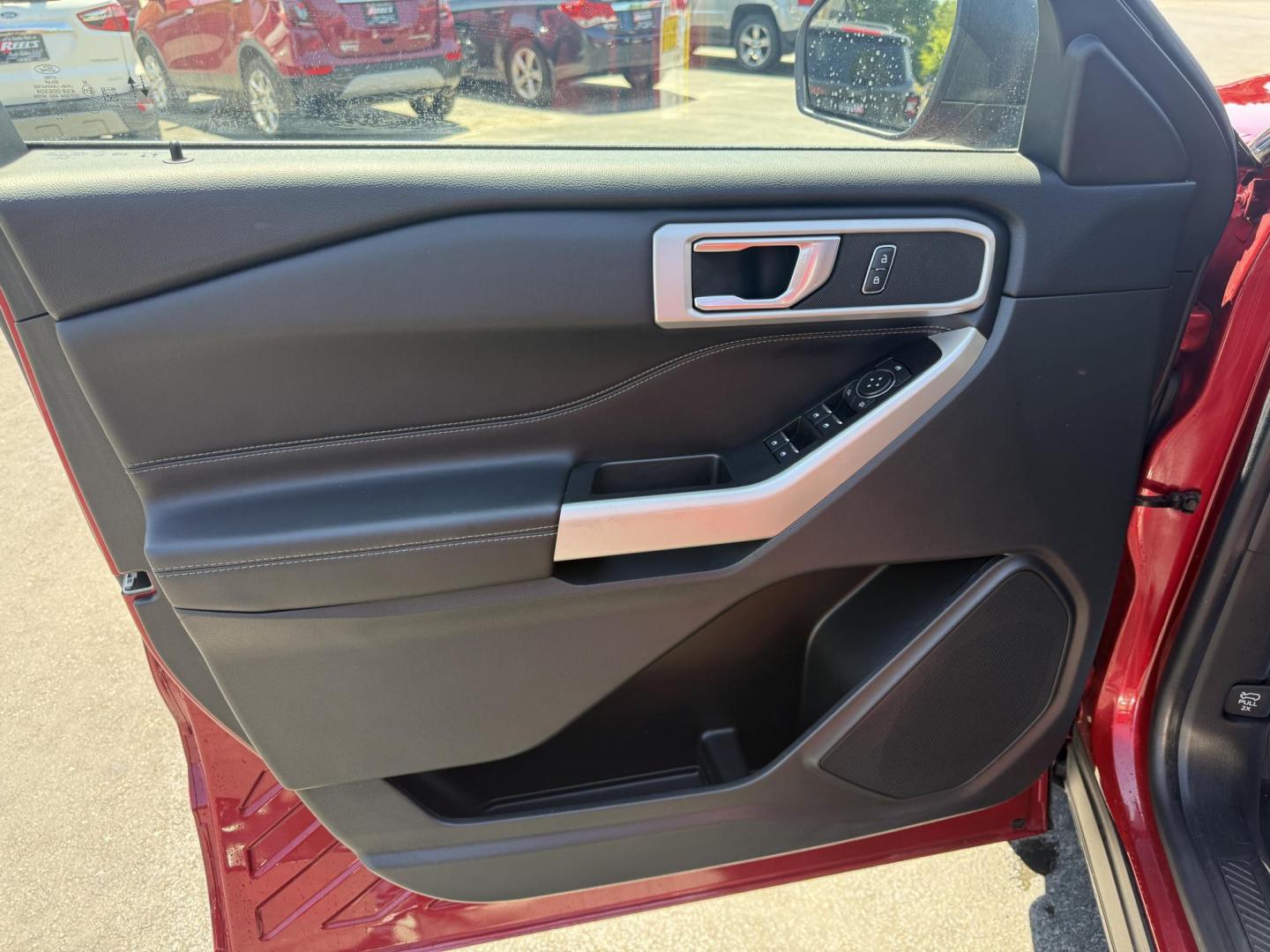2022 Red /Black Ford Explorer XLT AWD (1FMSK8DHXNG) with an 2.3L I4 DOHC 16V engine, 10A transmission, located at 547 E. Main St., Orwell, OH, 44076, (440) 437-5893, 41.535435, -80.847855 - Photo#16