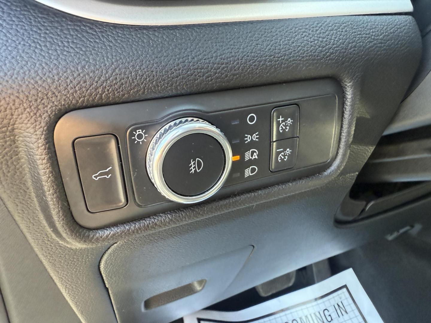 2022 Red /Black Ford Explorer XLT AWD (1FMSK8DHXNG) with an 2.3L I4 DOHC 16V engine, 10A transmission, located at 547 E. Main St., Orwell, OH, 44076, (440) 437-5893, 41.535435, -80.847855 - Photo#20