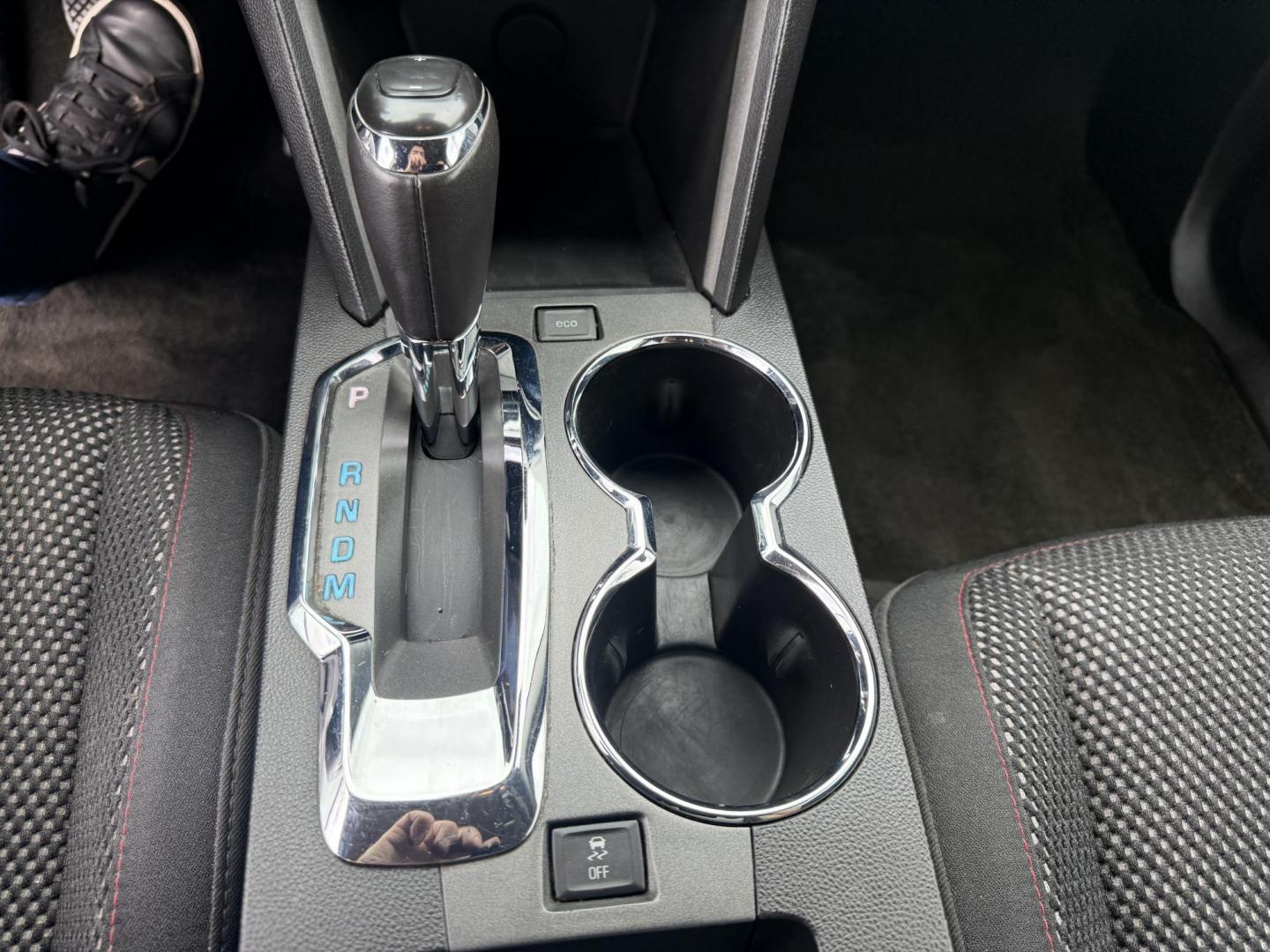 2017 Black /Black Chevrolet Equinox LT AWD (2GNFLFEK8H6) with an 2.4L L4 DOHC 16V FFV engine, 6A transmission, located at 11115 Chardon Rd. , Chardon, OH, 44024, (440) 214-9705, 41.580246, -81.241943 - This 2017 Chevrolet Equinox LT AWD with the 2.4L I4 EcoTec engine offers a reliable and fuel-efficient crossover suited for daily commuting and family use, delivering up to 28 MPG highway. It features a 6-speed automatic transmission, flex-fuel capability, and practical amenities like daytime runnin - Photo#24