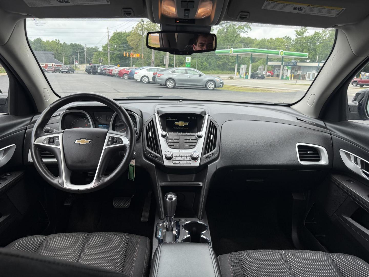2017 Black /Black Chevrolet Equinox LT AWD (2GNFLFEK8H6) with an 2.4L L4 DOHC 16V FFV engine, 6A transmission, located at 11115 Chardon Rd. , Chardon, OH, 44024, (440) 214-9705, 41.580246, -81.241943 - This 2017 Chevrolet Equinox LT AWD with the 2.4L I4 EcoTec engine offers a reliable and fuel-efficient crossover suited for daily commuting and family use, delivering up to 28 MPG highway. It features a 6-speed automatic transmission, flex-fuel capability, and practical amenities like daytime runnin - Photo#29