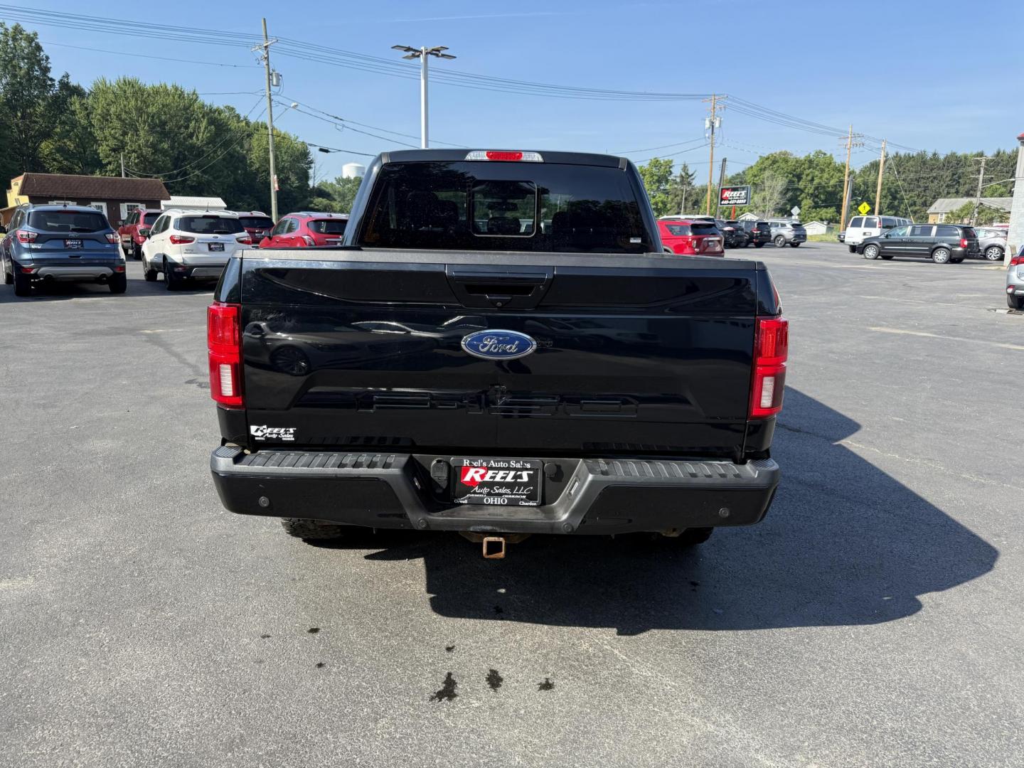 2018 Black /Black Ford F-150 Lariat SuperCrew 5.5-ft. 4WD (1FTEW1E54JF) with an 5.0L V8 OHV 32V FFV engine, 10 Speed Auto transmission, located at 11115 Chardon Rd. , Chardon, OH, 44024, (440) 214-9705, 41.580246, -81.241943 - This 2018 Ford F-150 Lariat Crew Cab 4WD, equipped with the 5.0L Coyote V8 and 10-speed automatic transmission, blends strong performance (395 hp, 400 lb-ft) with luxury features like leather, heated/cooled power seats, dual-zone climate, and advanced tech (Apple CarPlay, Android Auto, navigation). - Photo#9