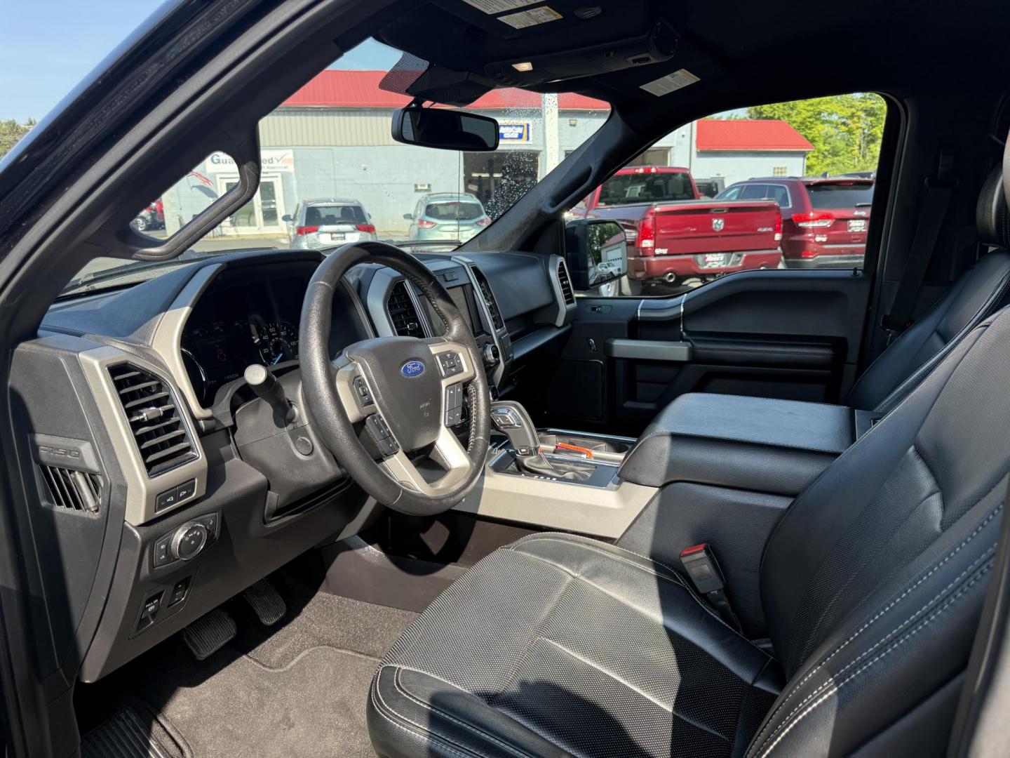2018 Black /Black Ford F-150 Lariat SuperCrew 5.5-ft. 4WD (1FTEW1E54JF) with an 5.0L V8 OHV 32V FFV engine, 10 Speed Auto transmission, located at 11115 Chardon Rd. , Chardon, OH, 44024, (440) 214-9705, 41.580246, -81.241943 - This 2018 Ford F-150 Lariat Crew Cab 4WD, equipped with the 5.0L Coyote V8 and 10-speed automatic transmission, blends strong performance (395 hp, 400 lb-ft) with luxury features like leather, heated/cooled power seats, dual-zone climate, and advanced tech (Apple CarPlay, Android Auto, navigation). - Photo#17