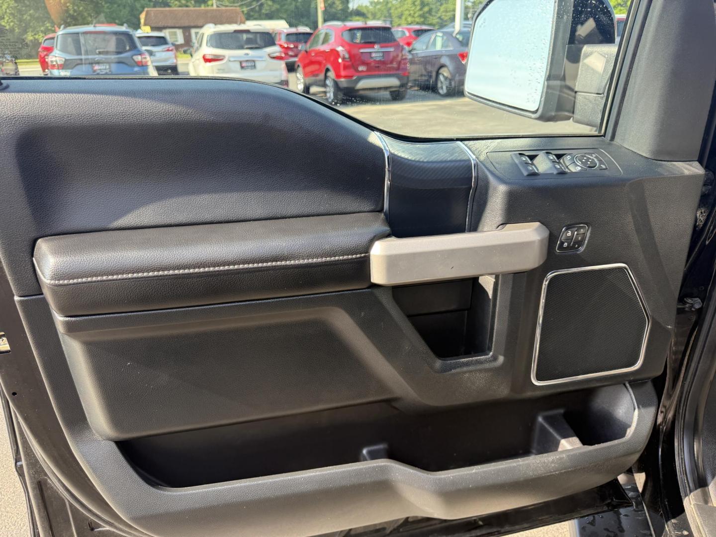 2018 Black /Black Ford F-150 Lariat SuperCrew 5.5-ft. 4WD (1FTEW1E54JF) with an 5.0L V8 OHV 32V FFV engine, 10 Speed Auto transmission, located at 11115 Chardon Rd. , Chardon, OH, 44024, (440) 214-9705, 41.580246, -81.241943 - This 2018 Ford F-150 Lariat Crew Cab 4WD, equipped with the 5.0L Coyote V8 and 10-speed automatic transmission, blends strong performance (395 hp, 400 lb-ft) with luxury features like leather, heated/cooled power seats, dual-zone climate, and advanced tech (Apple CarPlay, Android Auto, navigation). - Photo#18
