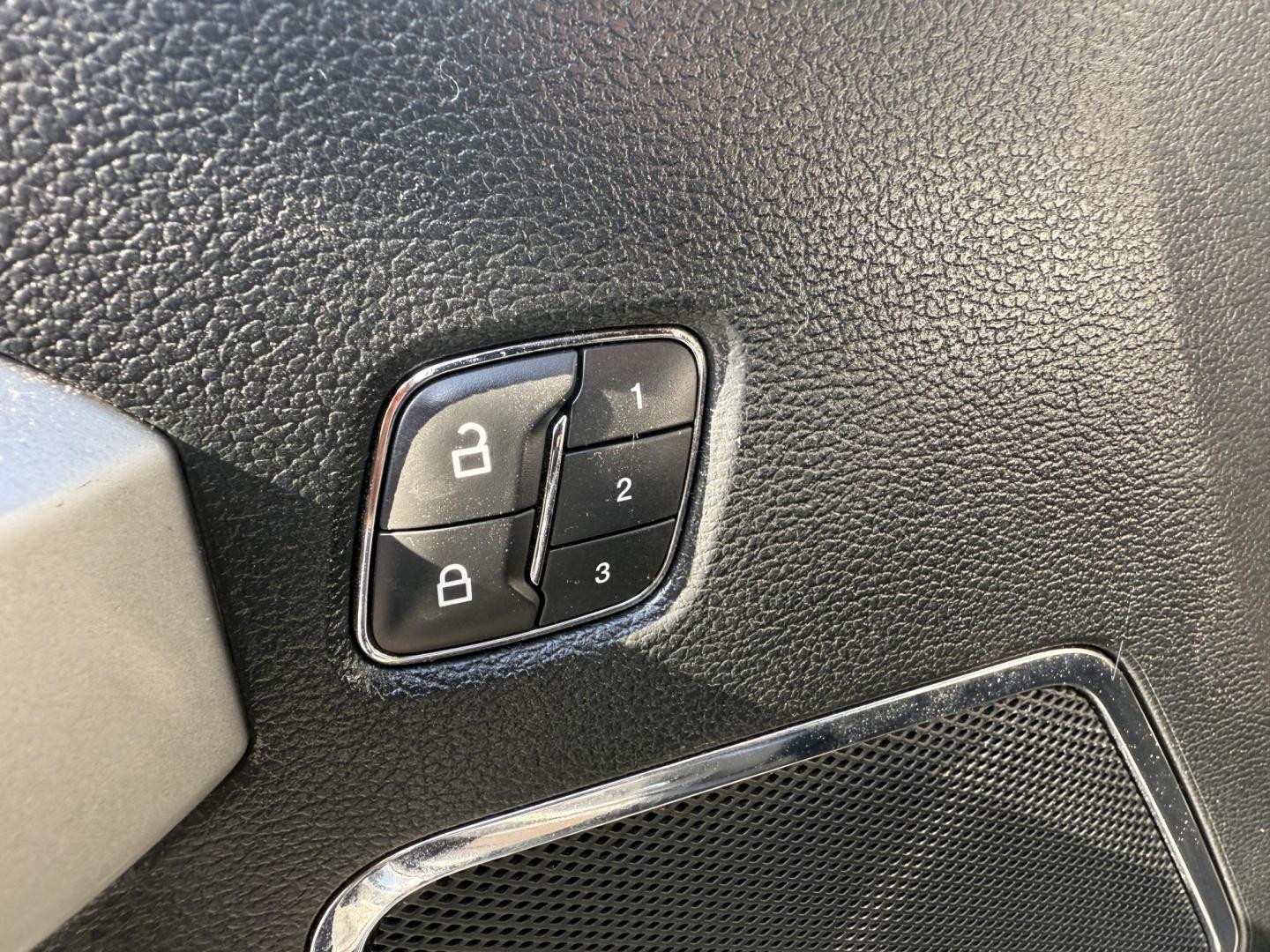 2018 Black /Black Ford F-150 Lariat SuperCrew 5.5-ft. 4WD (1FTEW1E54JF) with an 5.0L V8 OHV 32V FFV engine, 10 Speed Auto transmission, located at 11115 Chardon Rd. , Chardon, OH, 44024, (440) 214-9705, 41.580246, -81.241943 - This 2018 Ford F-150 Lariat Crew Cab 4WD, equipped with the 5.0L Coyote V8 and 10-speed automatic transmission, blends strong performance (395 hp, 400 lb-ft) with luxury features like leather, heated/cooled power seats, dual-zone climate, and advanced tech (Apple CarPlay, Android Auto, navigation). - Photo#20