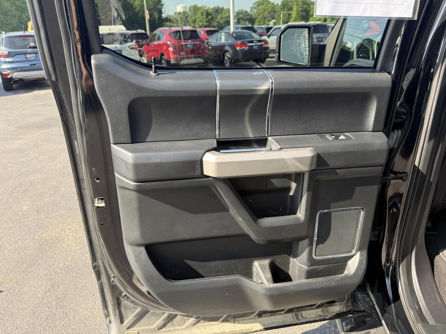 2018 Black /Black Ford F-150 Lariat SuperCrew 5.5-ft. 4WD (1FTEW1E54JF) with an 5.0L V8 OHV 32V FFV engine, 10 Speed Auto transmission, located at 11115 Chardon Rd. , Chardon, OH, 44024, (440) 214-9705, 41.580246, -81.241943 - This 2018 Ford F-150 Lariat Crew Cab 4WD, equipped with the 5.0L Coyote V8 and 10-speed automatic transmission, blends strong performance (395 hp, 400 lb-ft) with luxury features like leather, heated/cooled power seats, dual-zone climate, and advanced tech (Apple CarPlay, Android Auto, navigation). - Photo#39