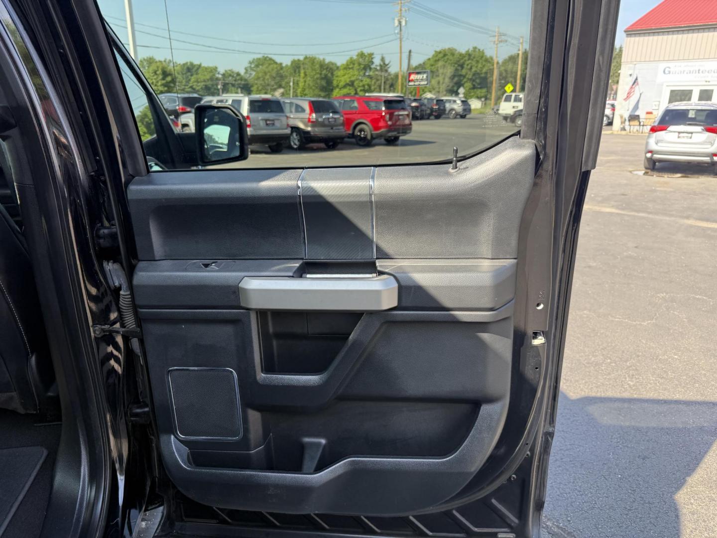 2018 Black /Black Ford F-150 Lariat SuperCrew 5.5-ft. 4WD (1FTEW1E54JF) with an 5.0L V8 OHV 32V FFV engine, 10 Speed Auto transmission, located at 11115 Chardon Rd. , Chardon, OH, 44024, (440) 214-9705, 41.580246, -81.241943 - This 2018 Ford F-150 Lariat Crew Cab 4WD, equipped with the 5.0L Coyote V8 and 10-speed automatic transmission, blends strong performance (395 hp, 400 lb-ft) with luxury features like leather, heated/cooled power seats, dual-zone climate, and advanced tech (Apple CarPlay, Android Auto, navigation). - Photo#43
