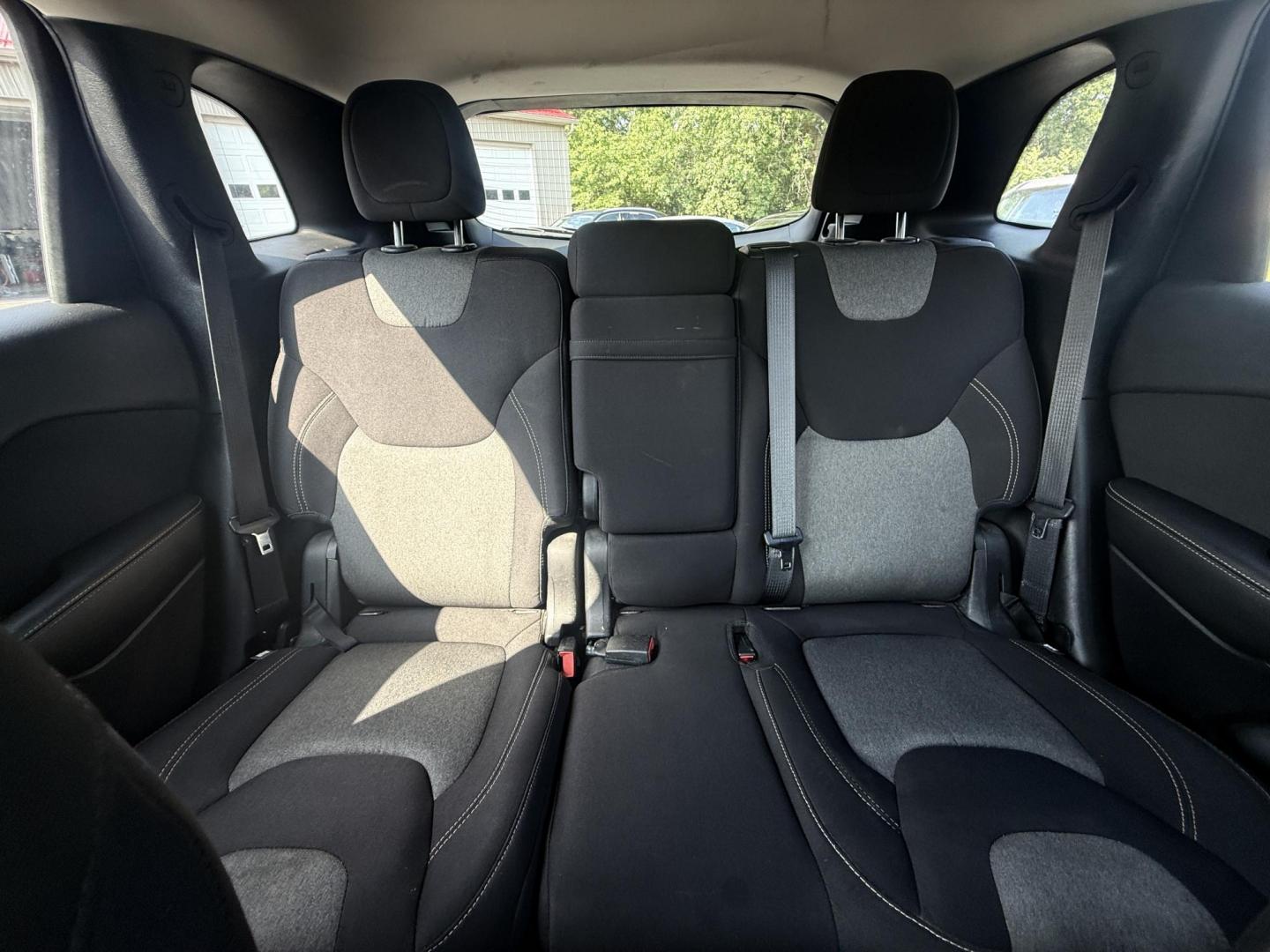 2016 Silver /Black Jeep Cherokee Sport 4WD (1C4PJMAS5GW) with an 3.2L V6 DOHC 24V engine, 9A transmission, located at 547 E. Main St., Orwell, OH, 44076, (440) 437-5893, 41.535435, -80.847855 - Photo#24
