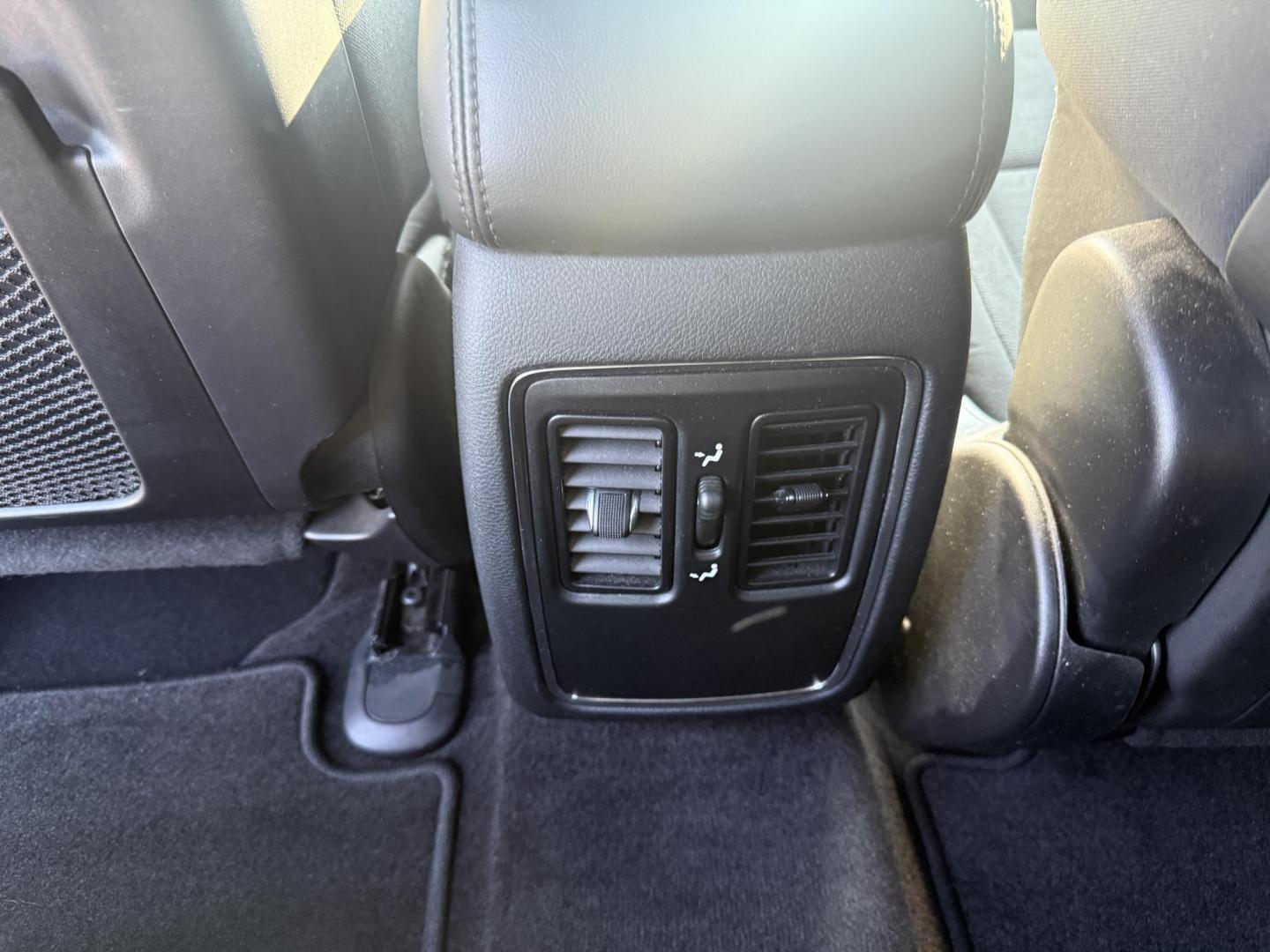 2016 Red /Black Jeep Grand Cherokee Laredo E 4WD (1C4RJFAG4GC) with an 3.6L V6 DOHC 24V engine, 8A transmission, located at 547 E. Main St., Orwell, OH, 44076, (440) 437-5893, 41.535435, -80.847855 - This One Owner 2016 Jeep Grand Cherokee Laredo E 4WD comes equipped with a 3.6L Pentastar V6 engine and an 8-speed automatic transmission, providing a solid balance of power and efficiency. It features a power driver's seat, dual-zone automatic climate control, a 5.0" touchscreen, a 7.0" gauge clust - Photo#29