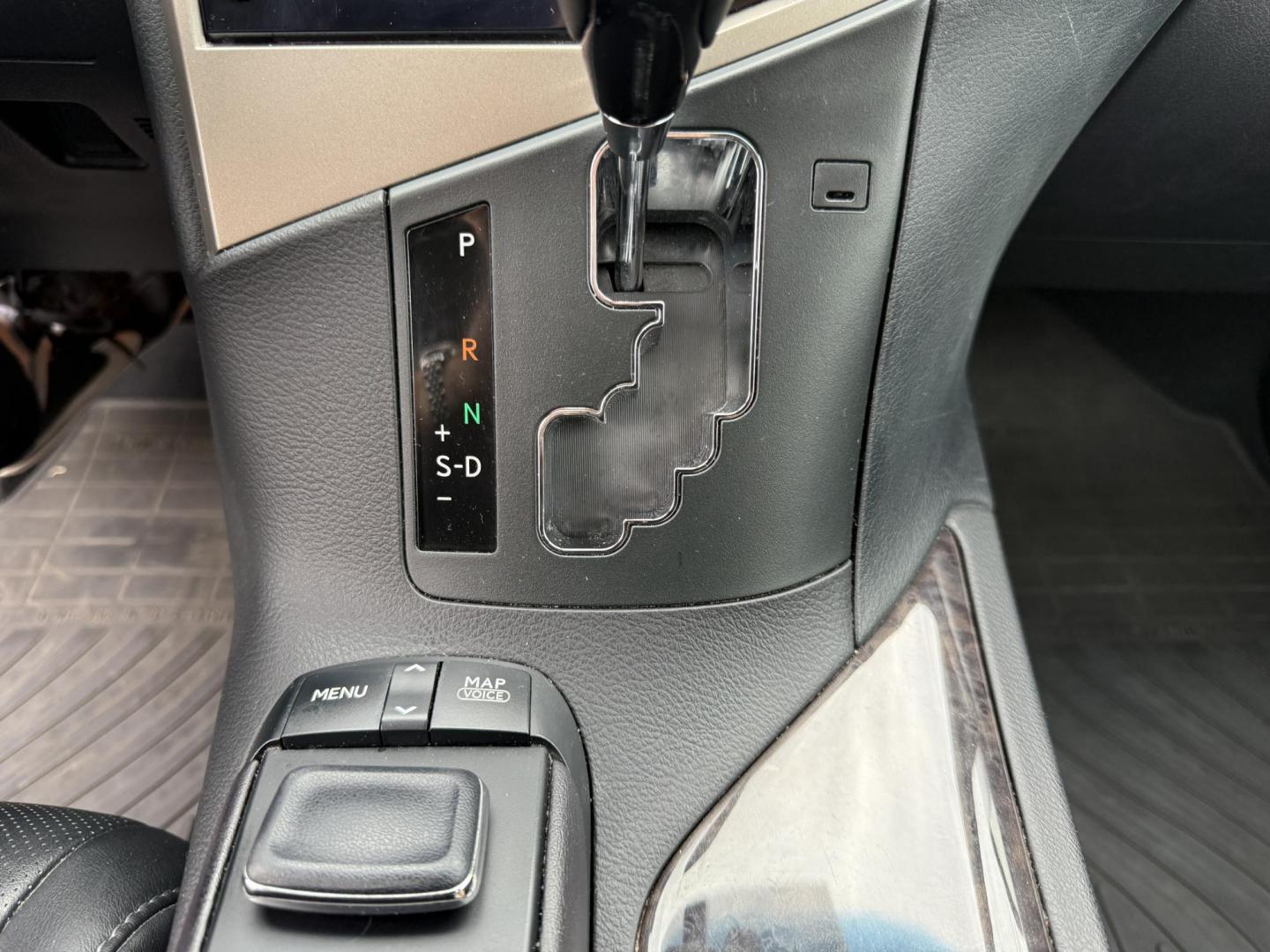 2015 Silver /Black Lexus RX 350 AWD (2T2BK1BA4FC) with an 3.5L V6 DOHC 24V engine, 6-Speed Automatic transmission, located at 11115 Chardon Rd. , Chardon, OH, 44024, (440) 214-9705, 41.580246, -81.241943 - This One Owner 2015 Lexus RX 350 AWD is a luxury midsize SUV powered by a 3.5L 2GR-FE V6 engine with a 6-speed automatic transmission, offering a refined driving experience and reliable performance. It boasts a premium leather interior with heated and cooled front seats, dual-zone automatic climate - Photo#27