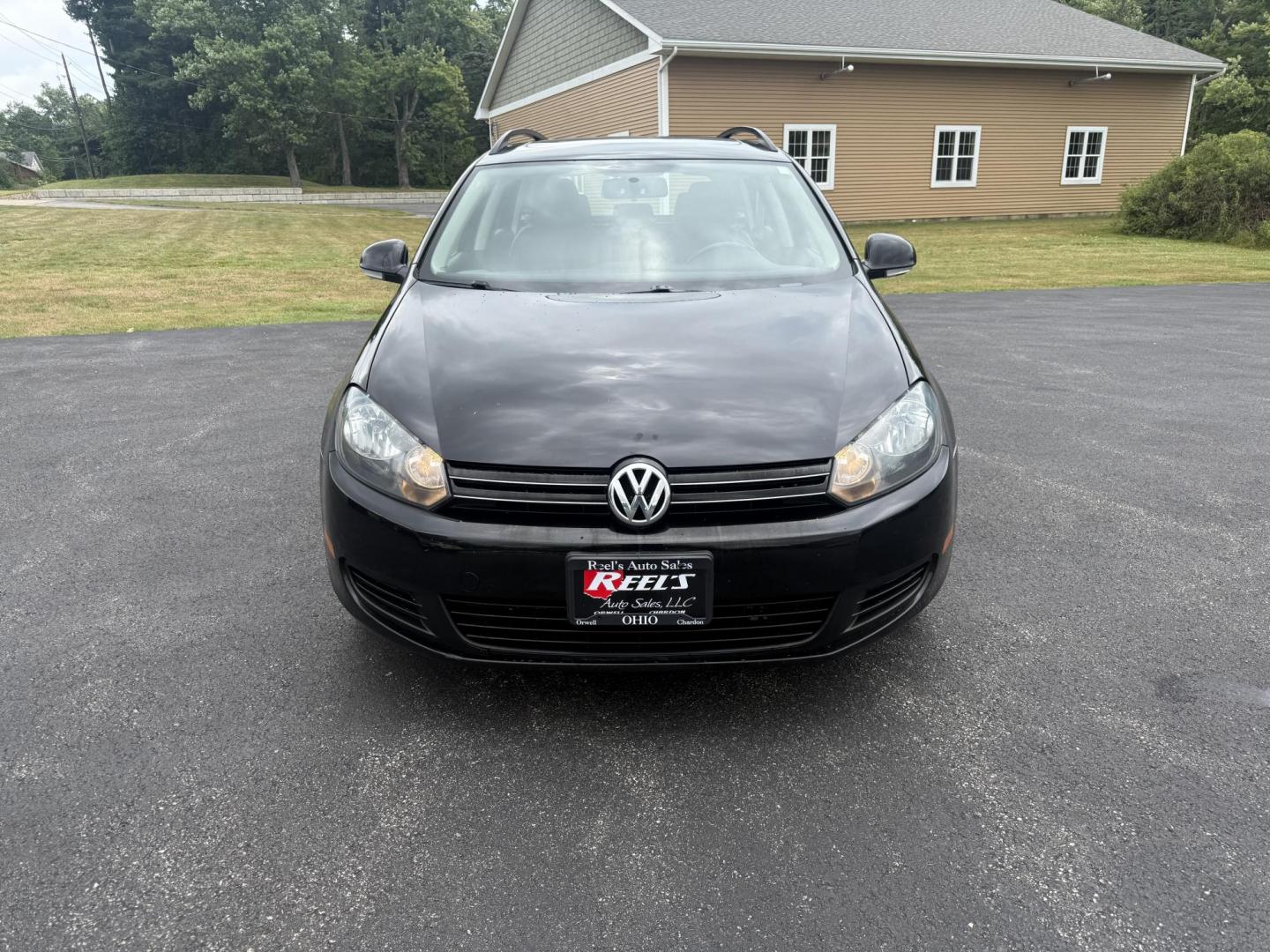2014 Black /Black Volkswagen Jetta SportWagen 2.0L TDI (3VWPL7AJ9EM) with an 2.0L I4 SOHC 16V TURBO DIESEL engine, 6 Speed Auto transmission, located at 11115 Chardon Rd. , Chardon, OH, 44024, (440) 214-9705, 41.580246, -81.241943 - This 2014 Volkswagen Jetta SportWagen TDI is a versatile diesel-powered wagon featuring a 2.0L turbocharged I4 engine and 6-speed automatic transmission, delivering strong torque and impressive fuel economy at up to 37 MPG highway. Well-equipped for comfort and convenience, it includes leather inte - Photo#1