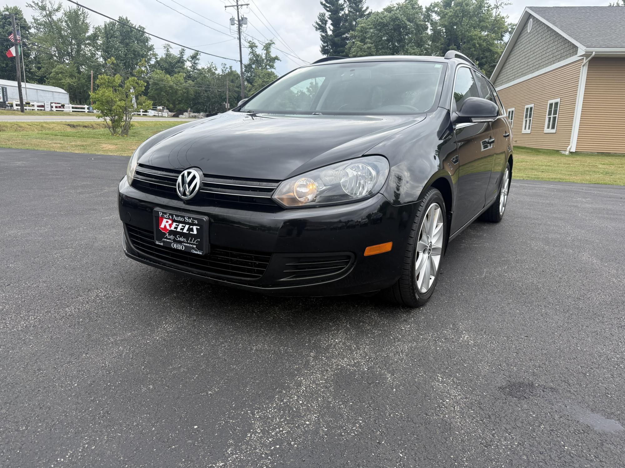 photo of 2014 Volkswagen Jetta SportWagen 2.0L TDI