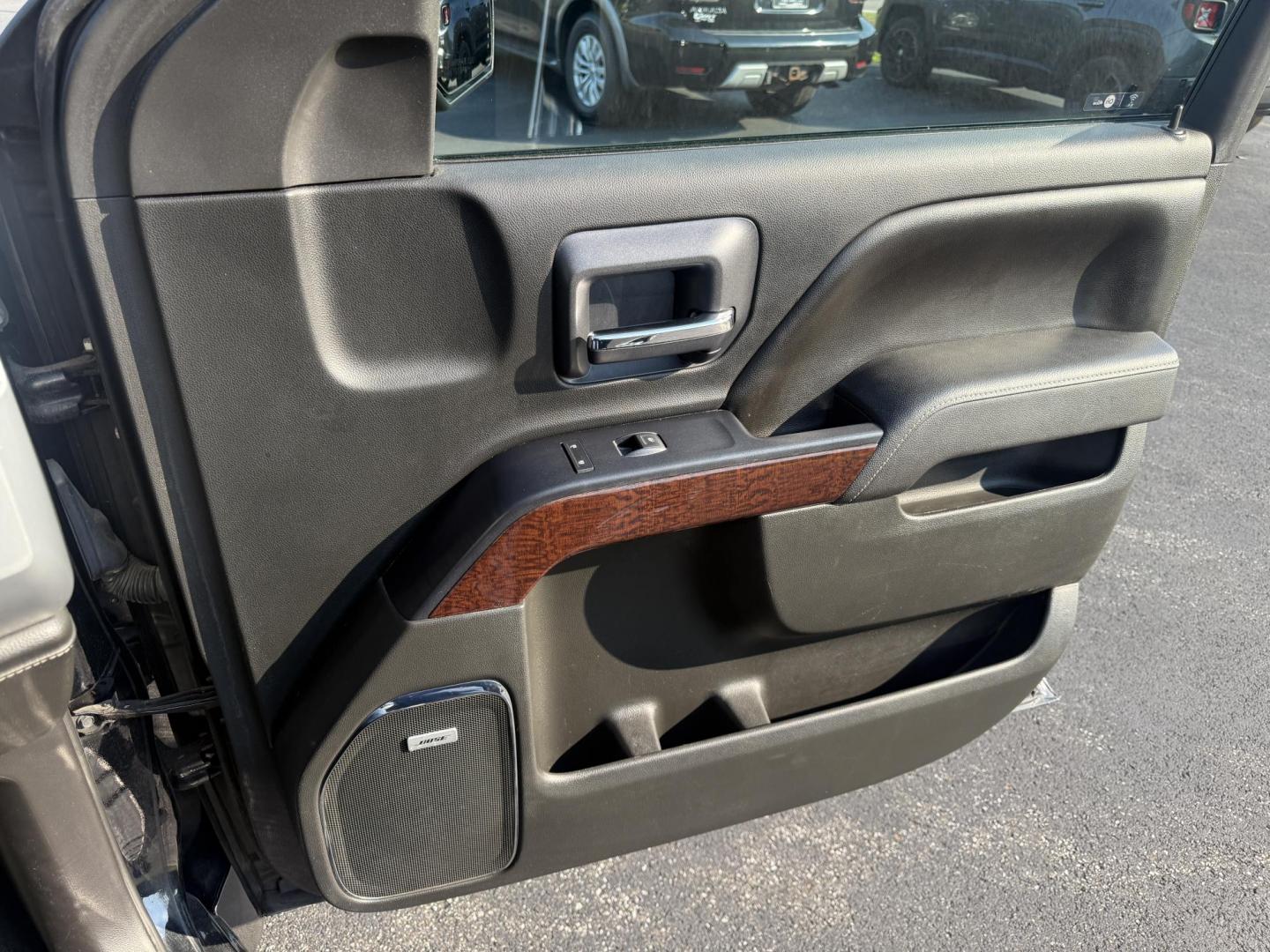 2016 Black /Black GMC Sierra 1500 SLT Crew Cab Long Box 4WD (3GTU2NEC2GG) with an 5.3L V8 OHV 16V engine, 6A transmission, located at 11115 Chardon Rd. , Chardon, OH, 44024, (440) 214-9705, 41.580246, -81.241943 - This One Owner 2016 GMC Sierra 1500 SLT Crew Cab 4WD is equipped with a 5.3L EcoTec3 V8 engine and a 6-speed automatic transmission, delivering a strong 9,100-pound towing capacity thanks to its 3.42 gearing. This model features a refined leather interior with heated front seats, an 8.0" touchscreen - Photo#46