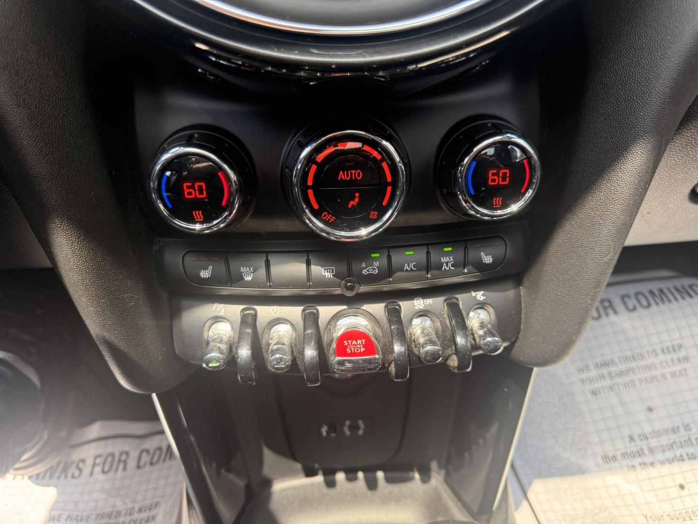 2015 White /Black Mini Cooper S (WMWXP7C56FT) with an 2.0L I4 DOHC 16V TURBO engine, 6 Speed Auto transmission, located at 547 E. Main St., Orwell, OH, 44076, (440) 437-5893, 41.535435, -80.847855 - This 2015 Mini Cooper S is a well-equipped, sporty hatchback featuring a 2.0L turbocharged inline-4 engine paired with a 6-speed automatic transmission. It boasts a premium leather interior, an 8.0" touchscreen with navigation, backup camera and sensors, a heads-up display, and heated front seats. A - Photo#27
