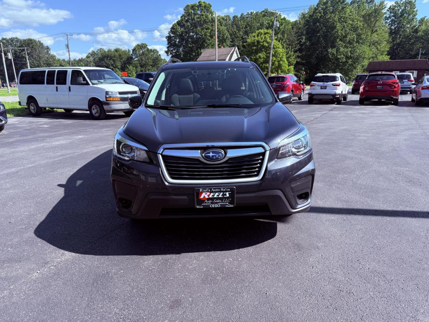 2019 Gray /Black Subaru Forester Premium (JF2SKAEC0KH) with an 2.5L H4 DOHC 16V engine, Automatic transmission, located at 547 E. Main St., Orwell, OH, 44076, (440) 437-5893, 41.535435, -80.847855 - Photo#1