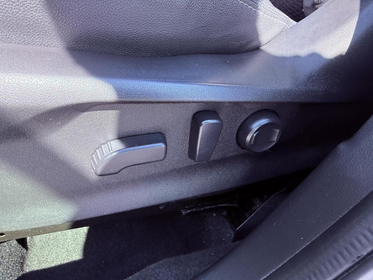 2019 Gray /Black Subaru Forester Premium (JF2SKAEC0KH) with an 2.5L H4 DOHC 16V engine, Automatic transmission, located at 547 E. Main St., Orwell, OH, 44076, (440) 437-5893, 41.535435, -80.847855 - Photo#18