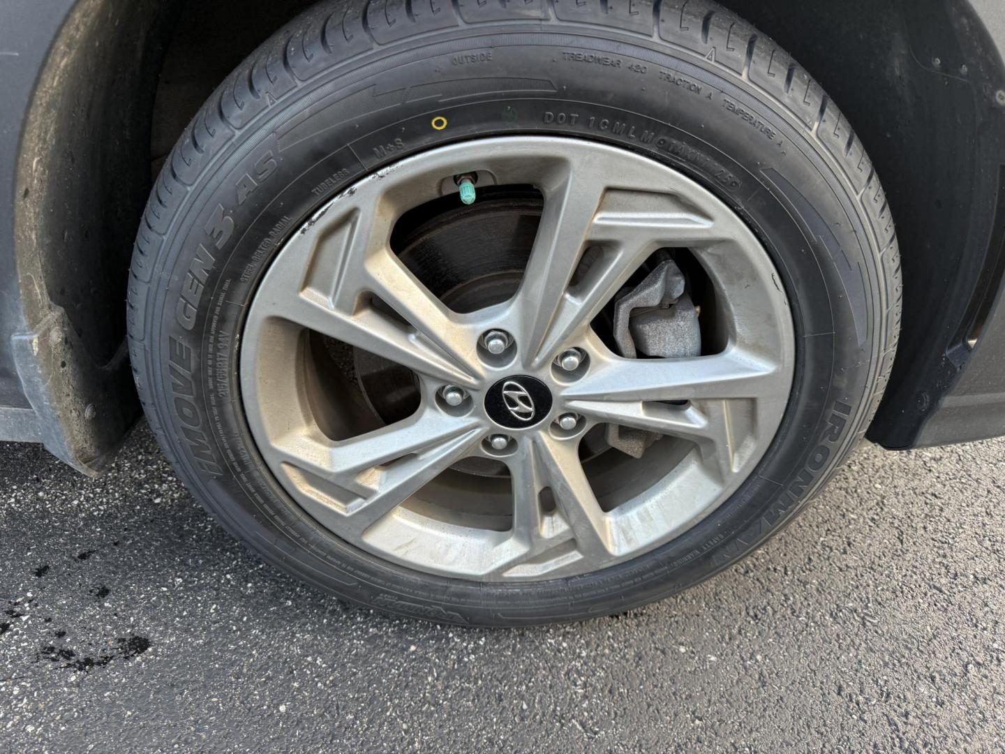 2023 Black /BLack Hyundai Kona SEL AWD (KM8K6CAB6PU) with an 2.0L I4 DOHC 16V engine, Automatic transmission, located at 11115 Chardon Rd. , Chardon, OH, 44024, (440) 214-9705, 41.580246, -81.241943 - This One Owner 2023 Hyundai Kona SEL AWD comes equipped with a 2.0L I4 GDI engine, achieving up to 33 MPG on the highway, and features advanced safety tech like forward collision warning with emergency braking, lane keep assist, blind spot monitoring, LED daytime running lights, dusk-sensing headlig - Photo#4