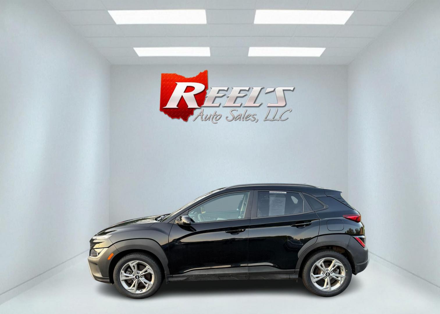 2023 Black /BLack Hyundai Kona SEL AWD (KM8K6CAB6PU) with an 2.0L I4 DOHC 16V engine, Automatic transmission, located at 11115 Chardon Rd. , Chardon, OH, 44024, (440) 214-9705, 41.580246, -81.241943 - This One Owner 2023 Hyundai Kona SEL AWD comes equipped with a 2.0L I4 GDI engine, achieving up to 33 MPG on the highway, and features advanced safety tech like forward collision warning with emergency braking, lane keep assist, blind spot monitoring, LED daytime running lights, dusk-sensing headlig - Photo#13